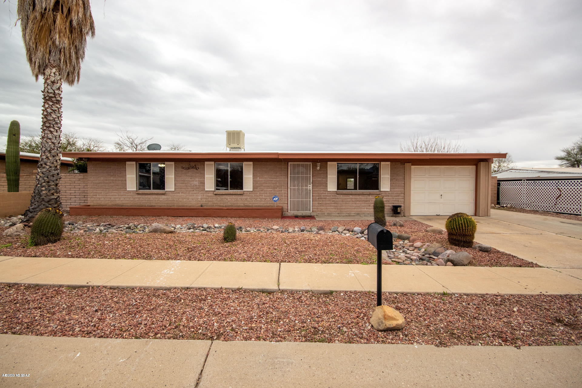 Mountain Shadows (66-167) - Residential