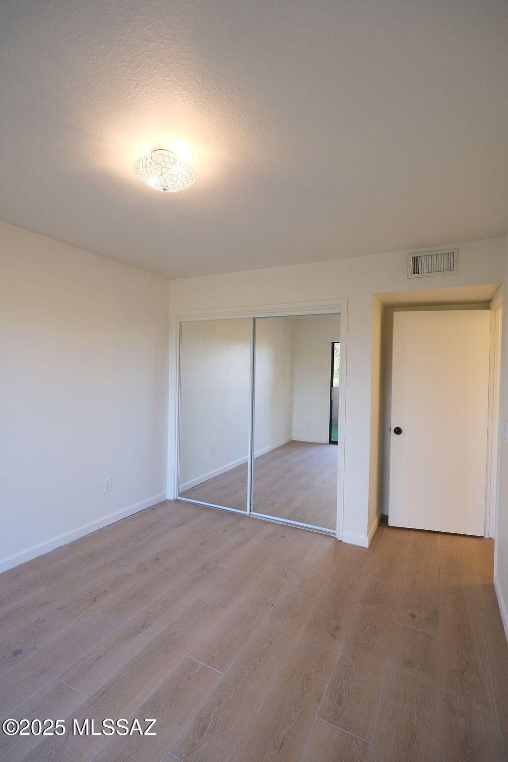El Mirador Townhouses (1-41) - Residential