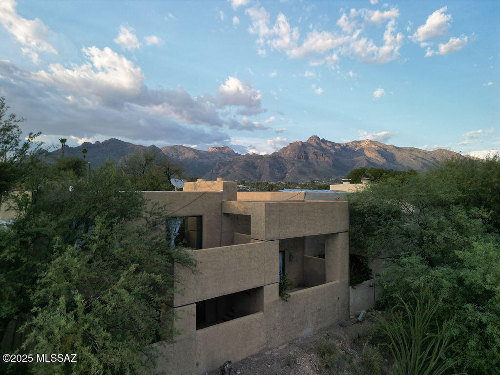 El Mirador Townhouses (1-41) - Residential