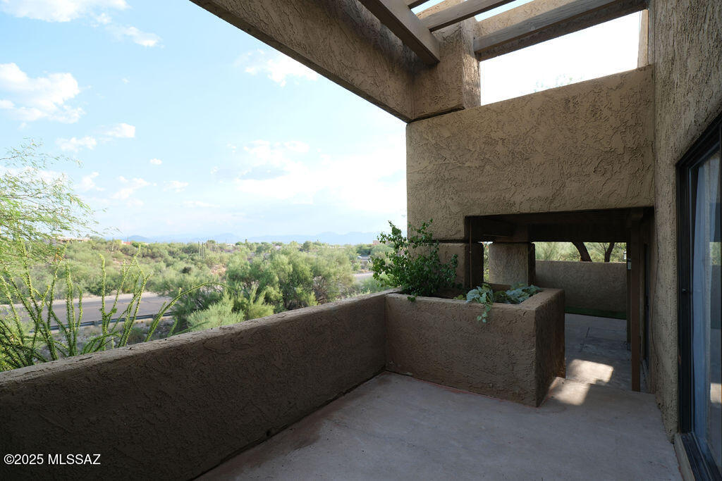 El Mirador Townhouses (1-41) - Residential