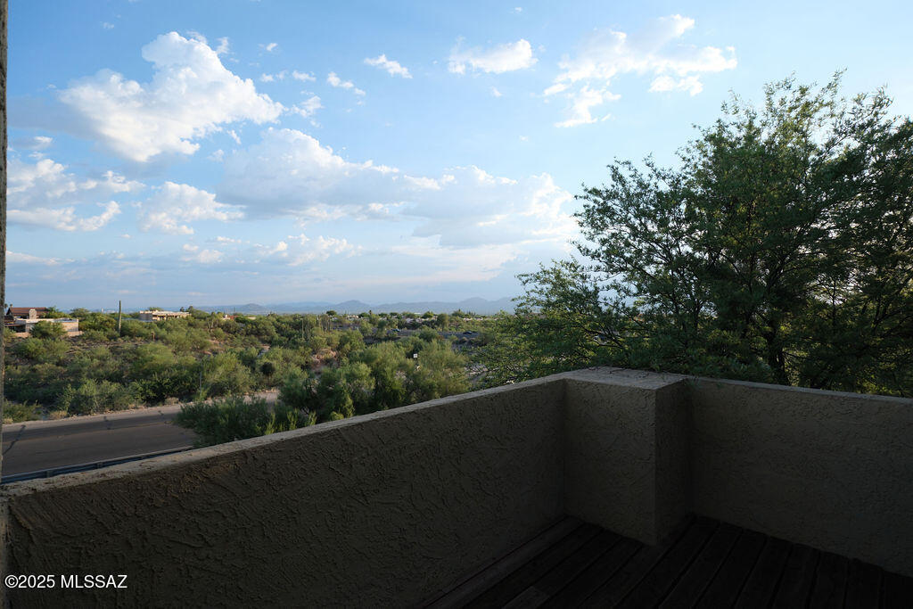El Mirador Townhouses (1-41) - Residential