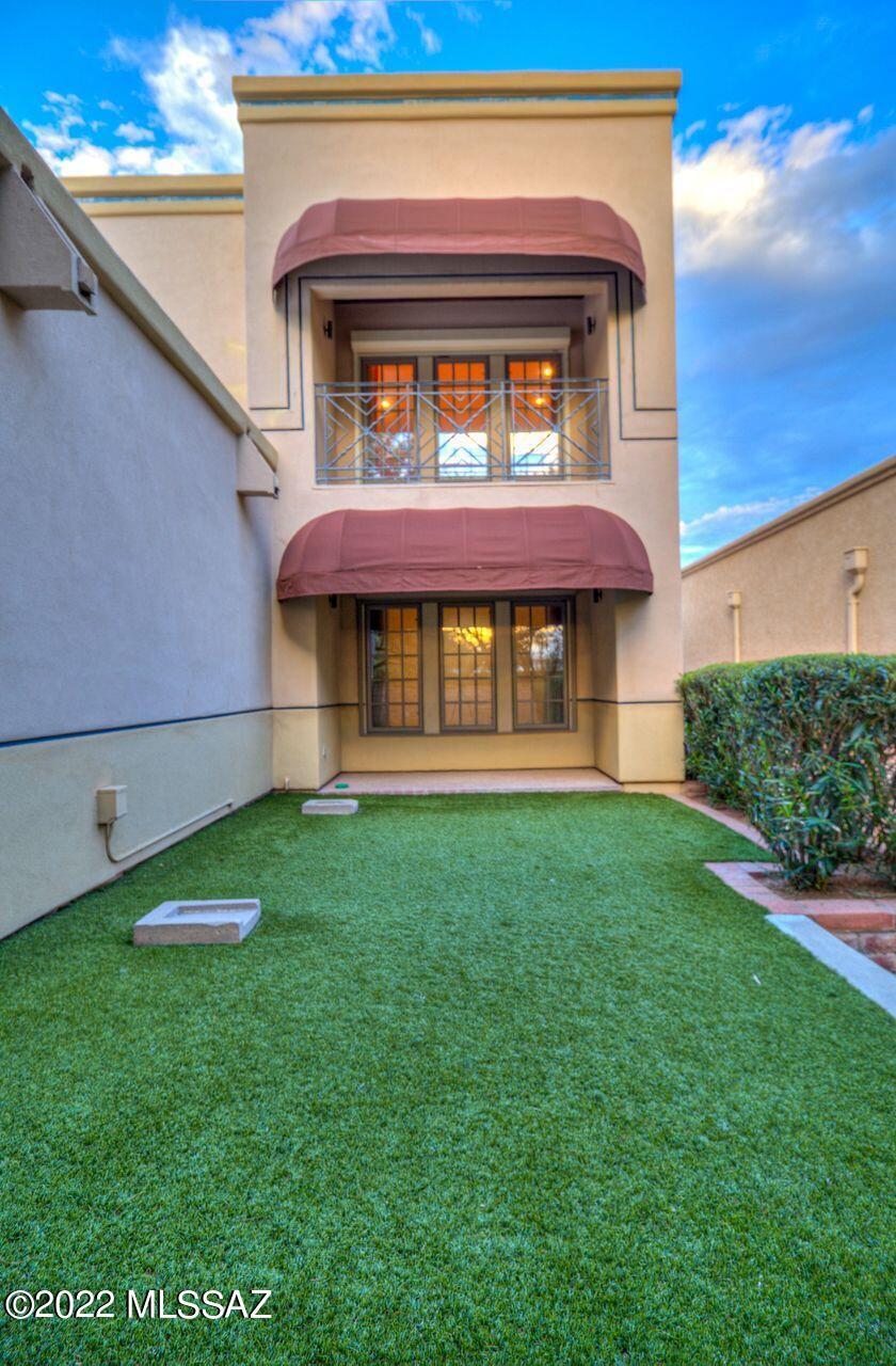 Riverbend - Sabino Canyon Road  (1-97) - Residential