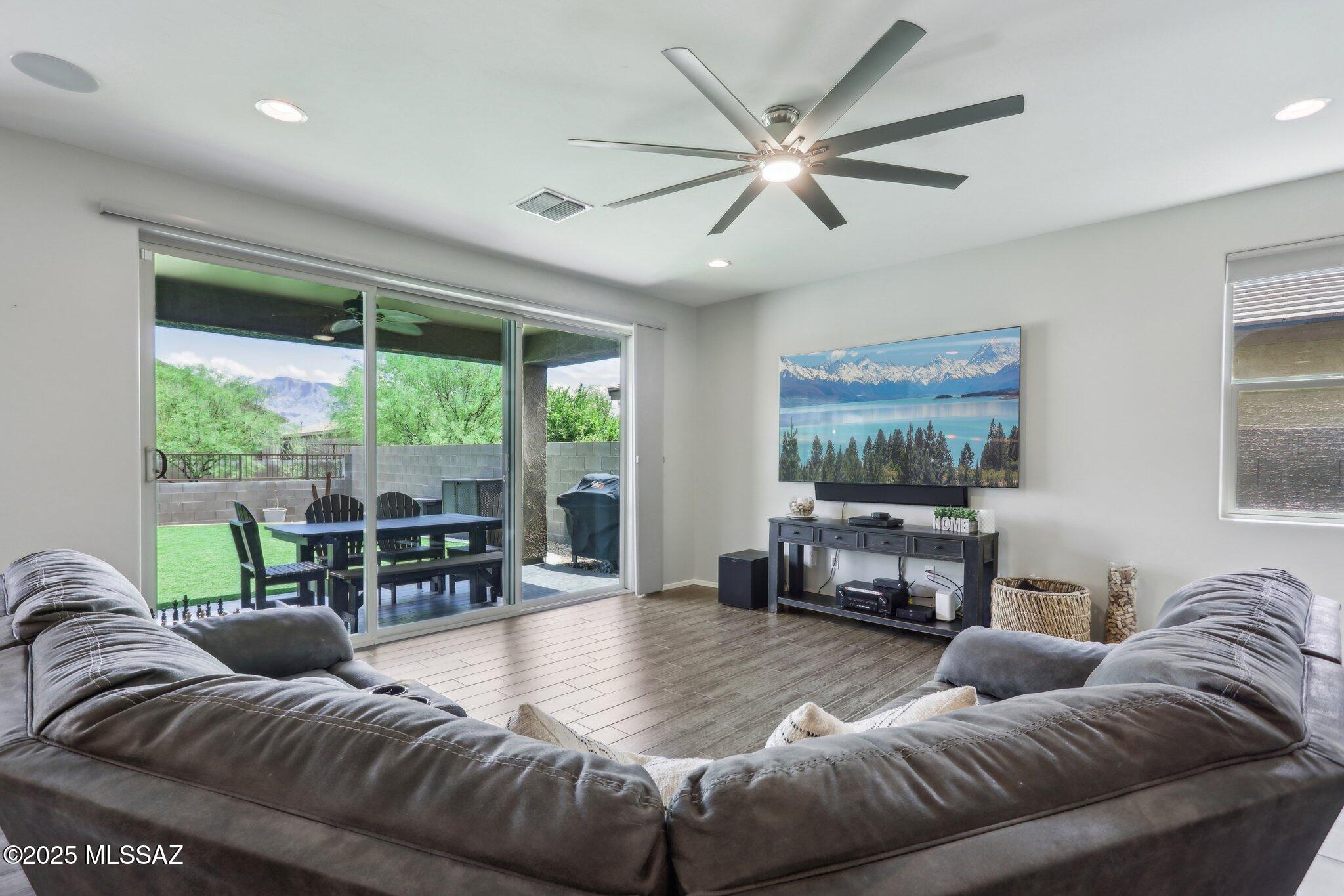 The Estates At Capella - Residential