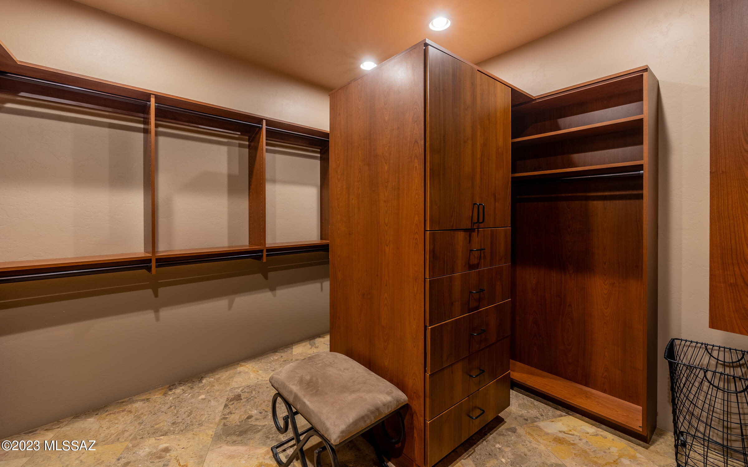 Canyon Pass At Dove Mountain - Residential