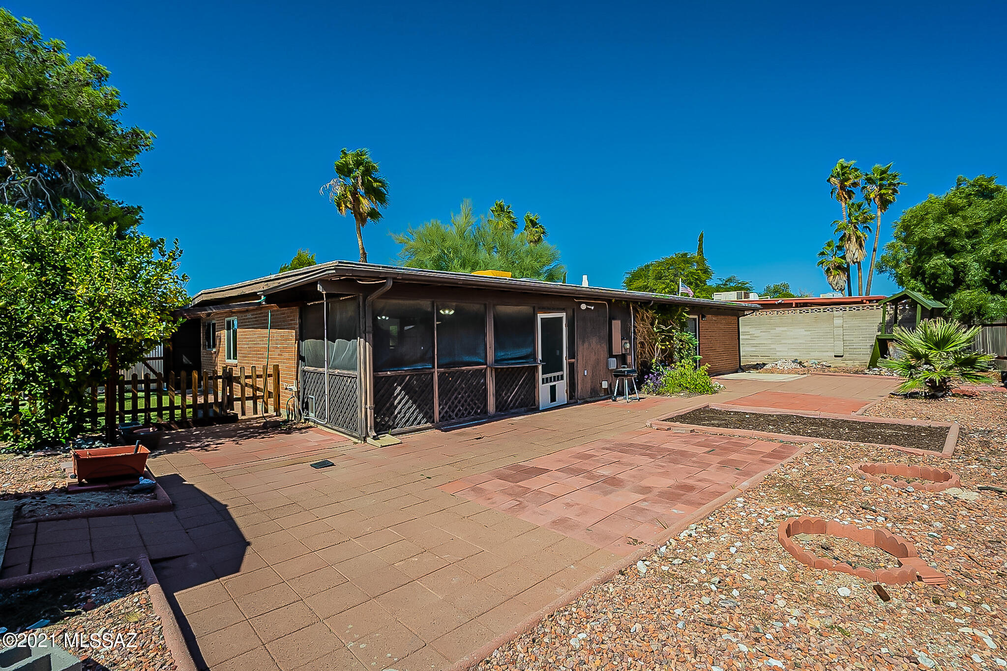Braewood Terrace (1-107) - Residential