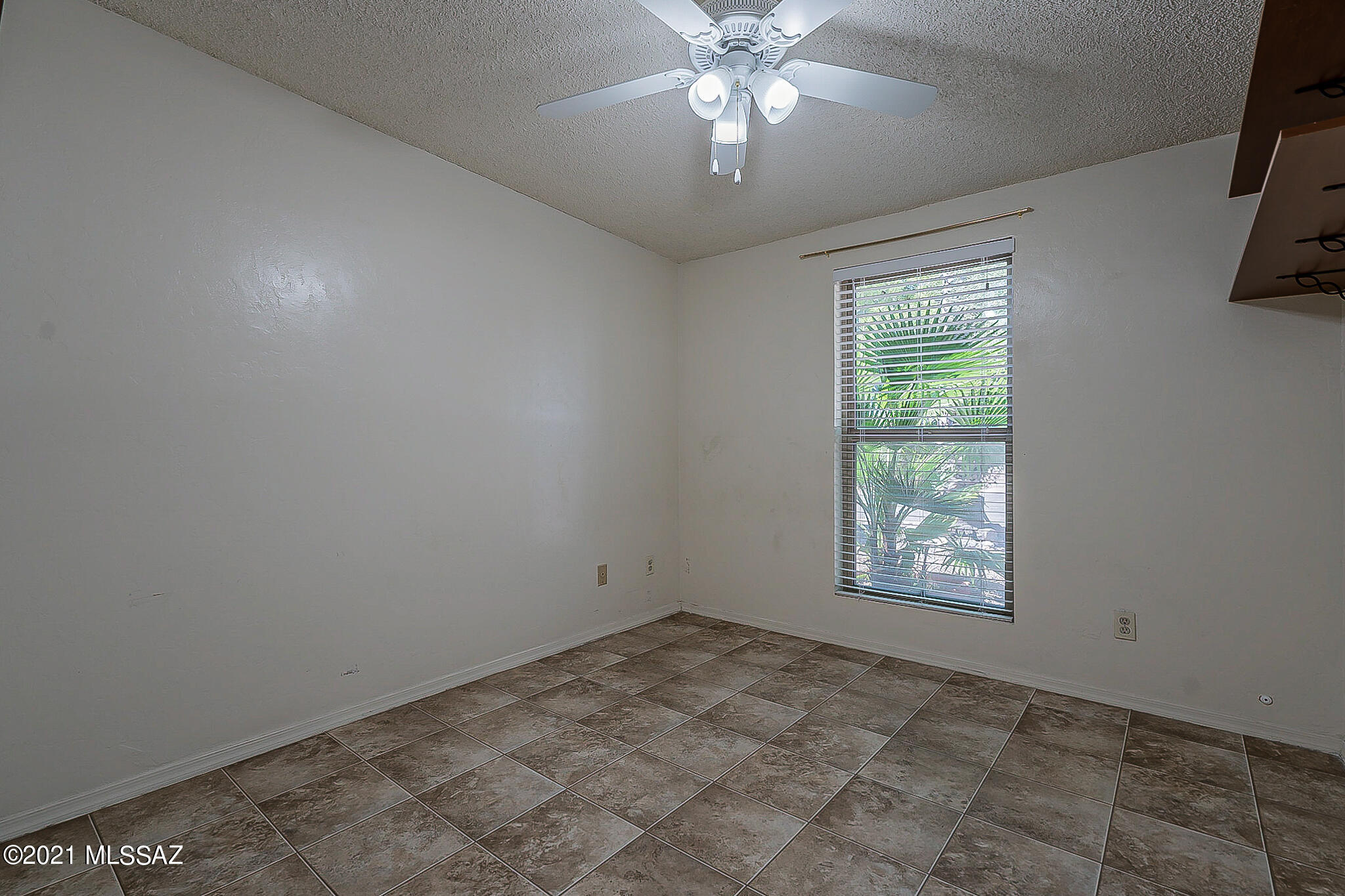 Braewood Terrace (1-107) - Residential