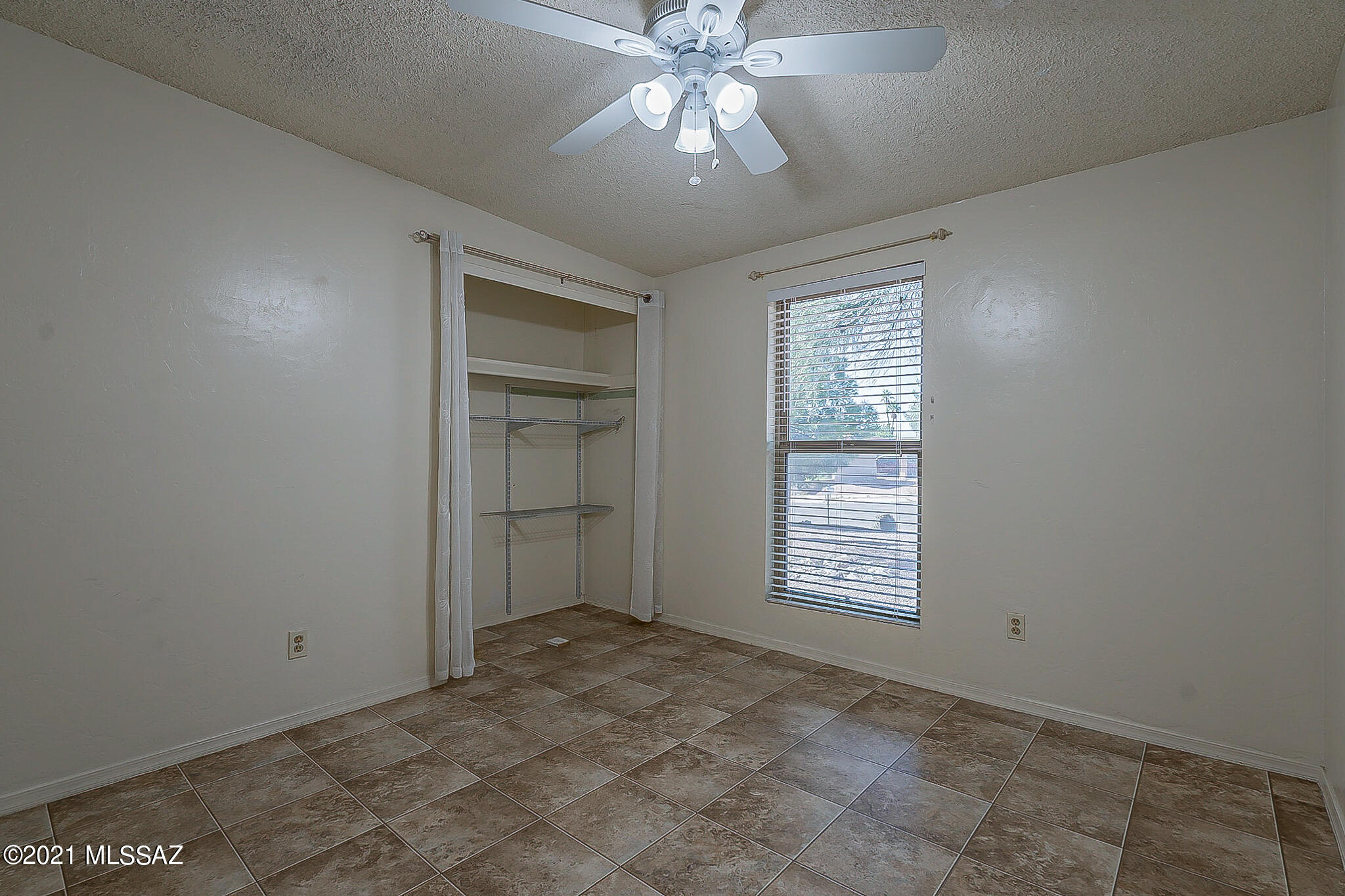 Braewood Terrace (1-107) - Residential