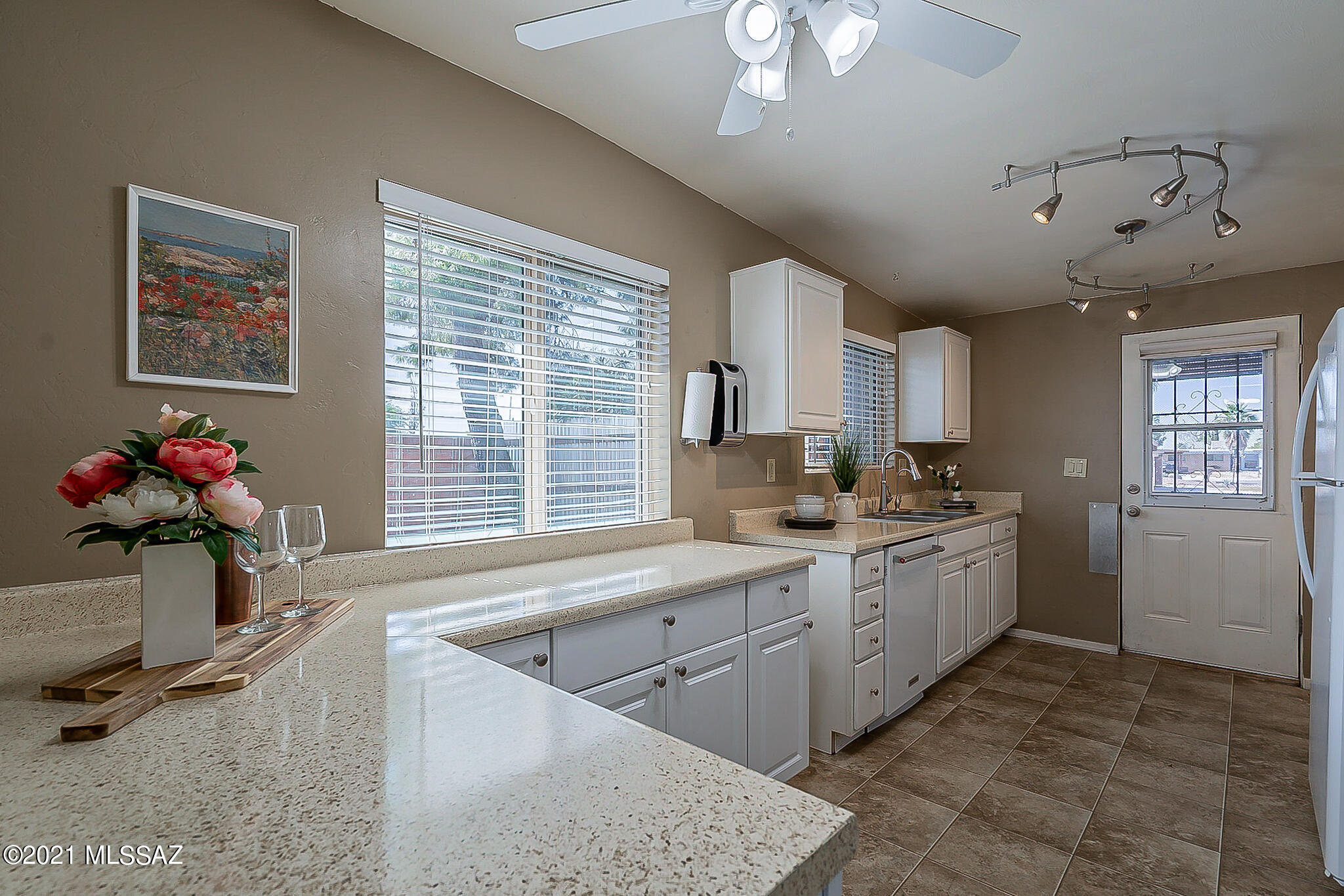 Braewood Terrace (1-107) - Residential