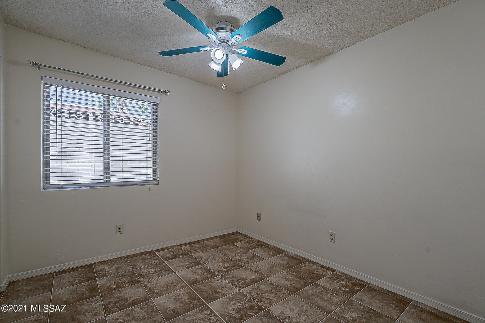 Braewood Terrace (1-107) - Residential