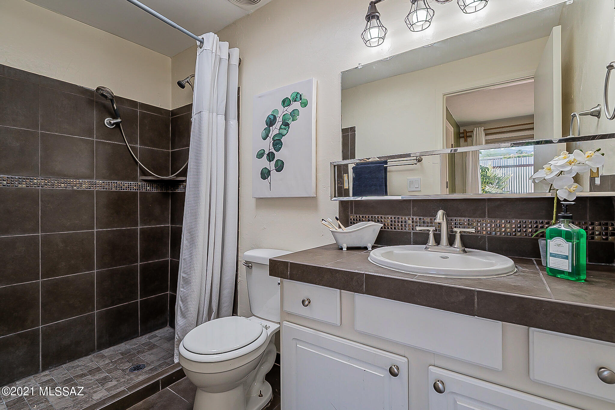 Braewood Terrace (1-107) - Residential
