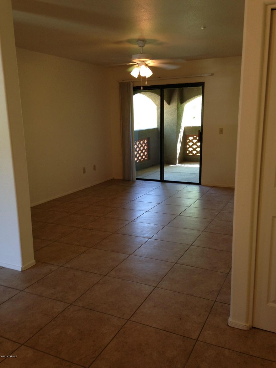 Upstairs 1 bedroom over looking pool with all  tile floors and carpet in bedroom. Mountain views 
Gated entry , Full-size washer /dryer in every unit , Impressive fitness center , Beautiful landscaping , Breathtaking mountain views , All units are corner units  Patio/balcony with storage
