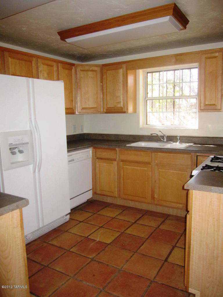 Broadway Manor - Residential Lease