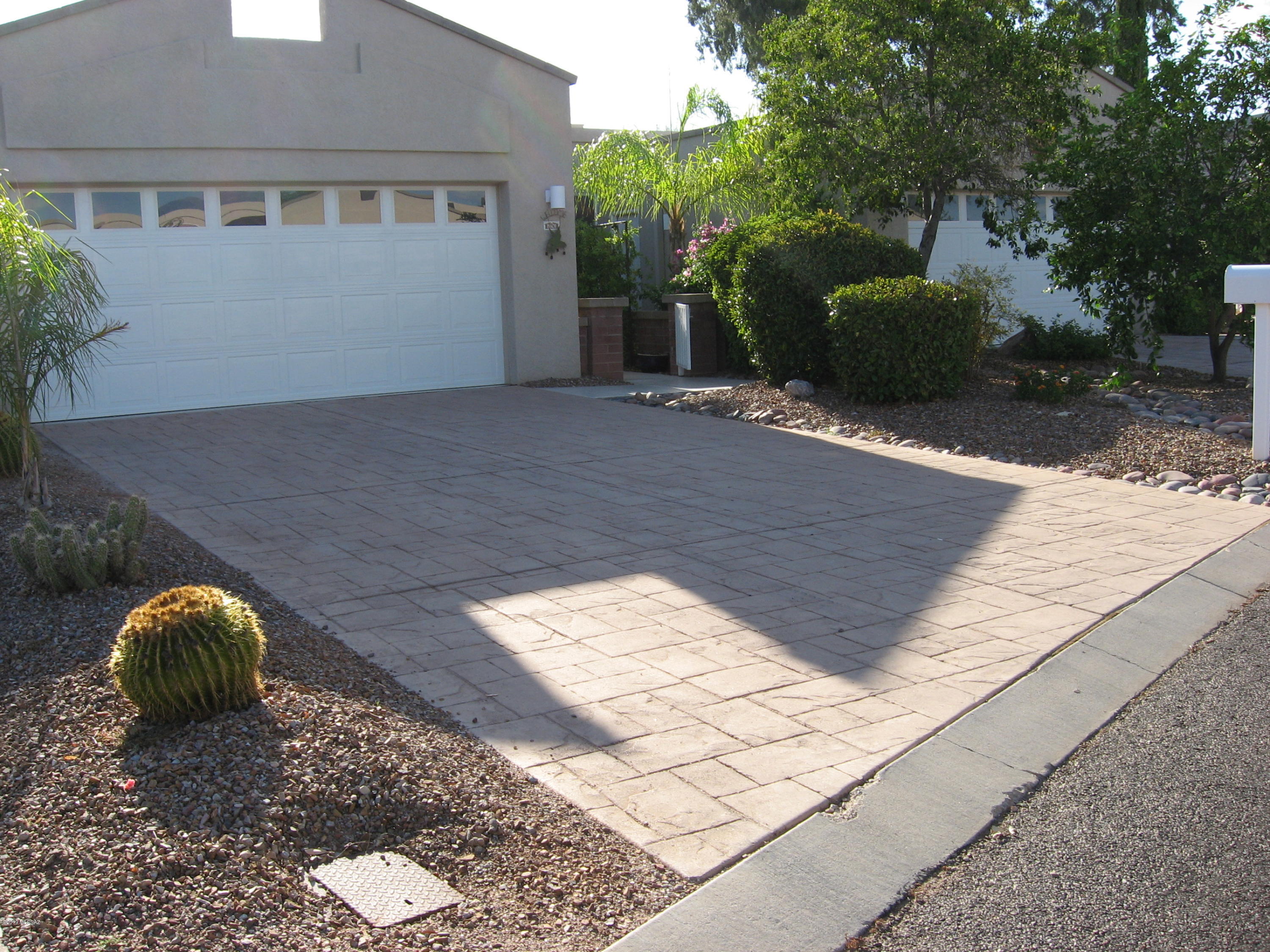 Tucson National Townhomes West II (1-81) - Residential Lease