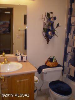 Tucson National Townhomes West II (1-81) - Residential Lease