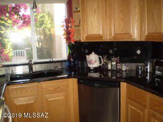 Tucson National Townhomes West II (1-81) - Residential Lease