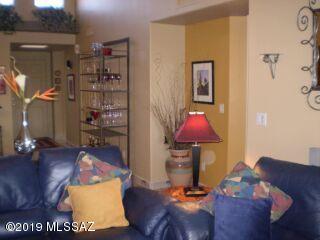 Tucson National Townhomes West II (1-81) - Residential Lease
