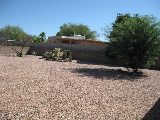 Rosewood Place (1-18) - Residential Lease