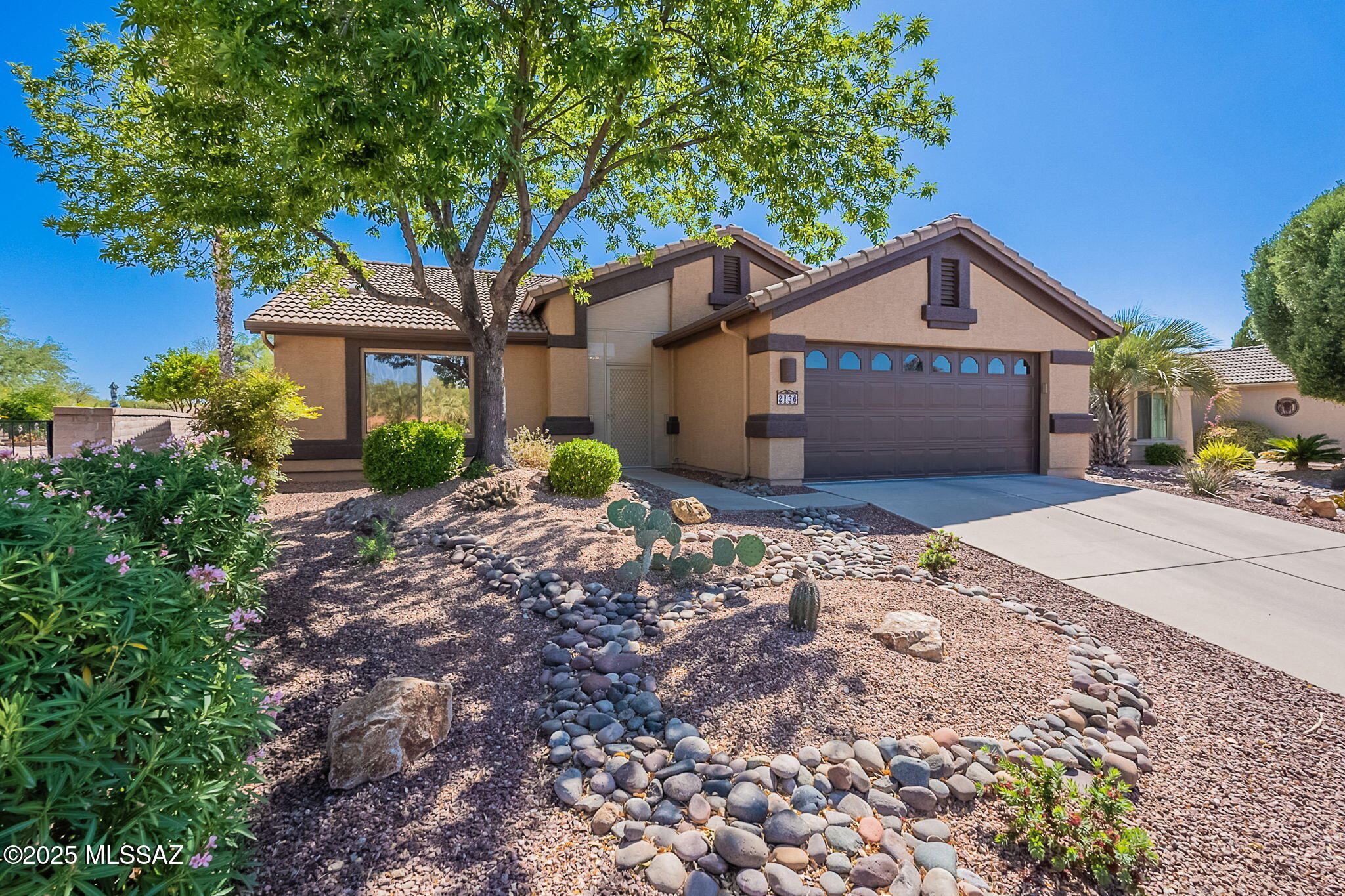 2136 E Desert Fox Drive