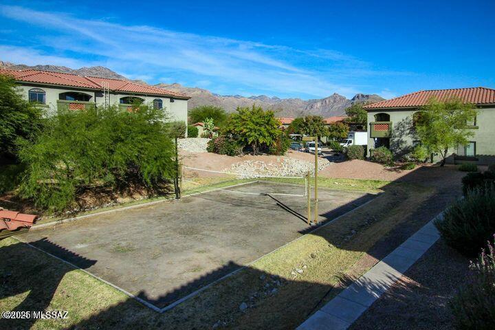 5751 N Kolb Road 37203