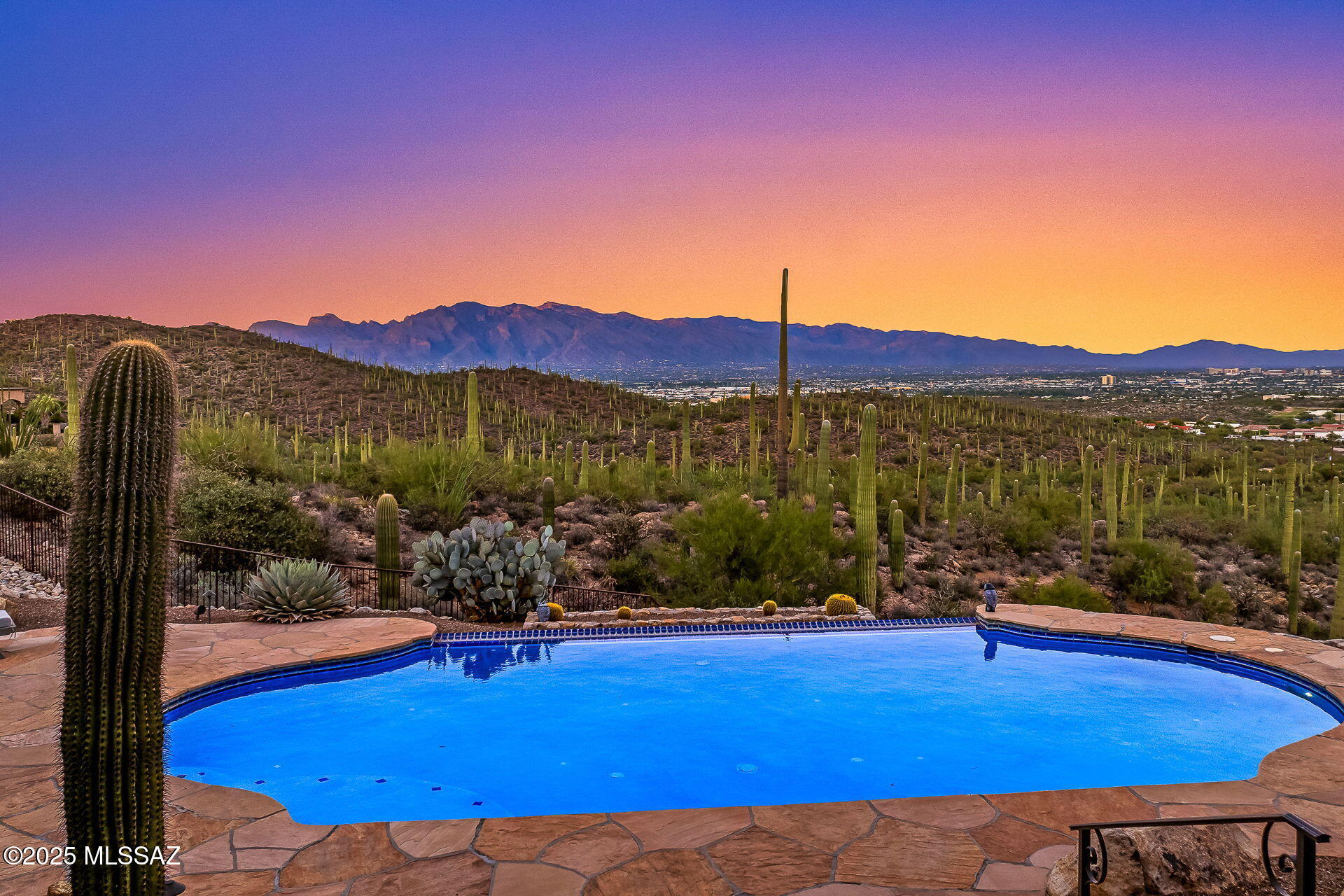 260 N Resort Hills Place