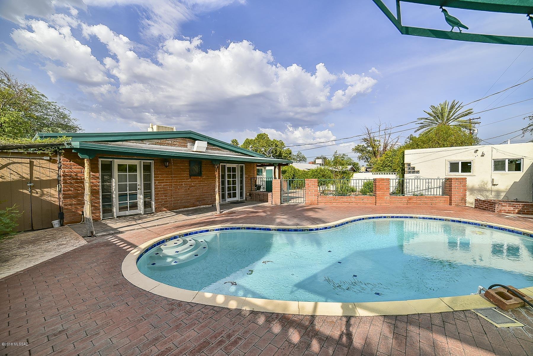 Broadmoor - Residential