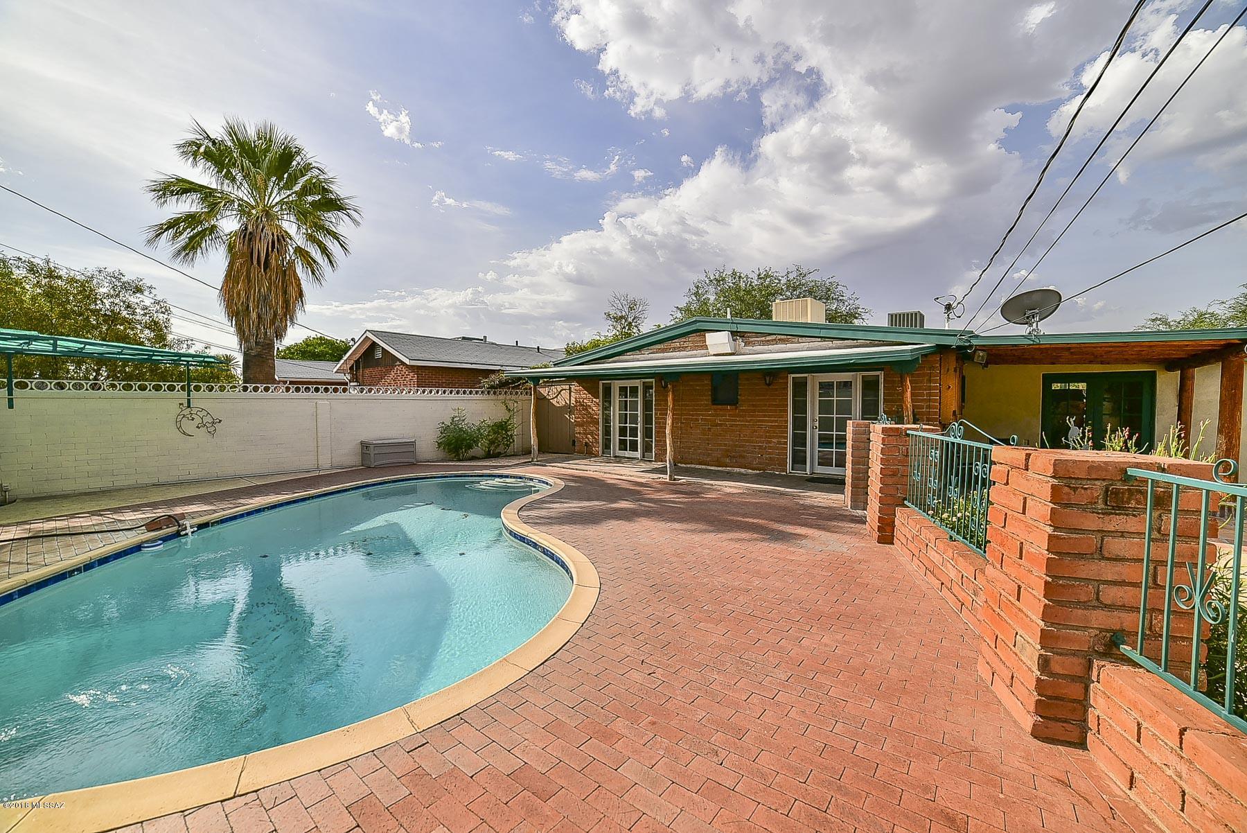 Broadmoor - Residential
