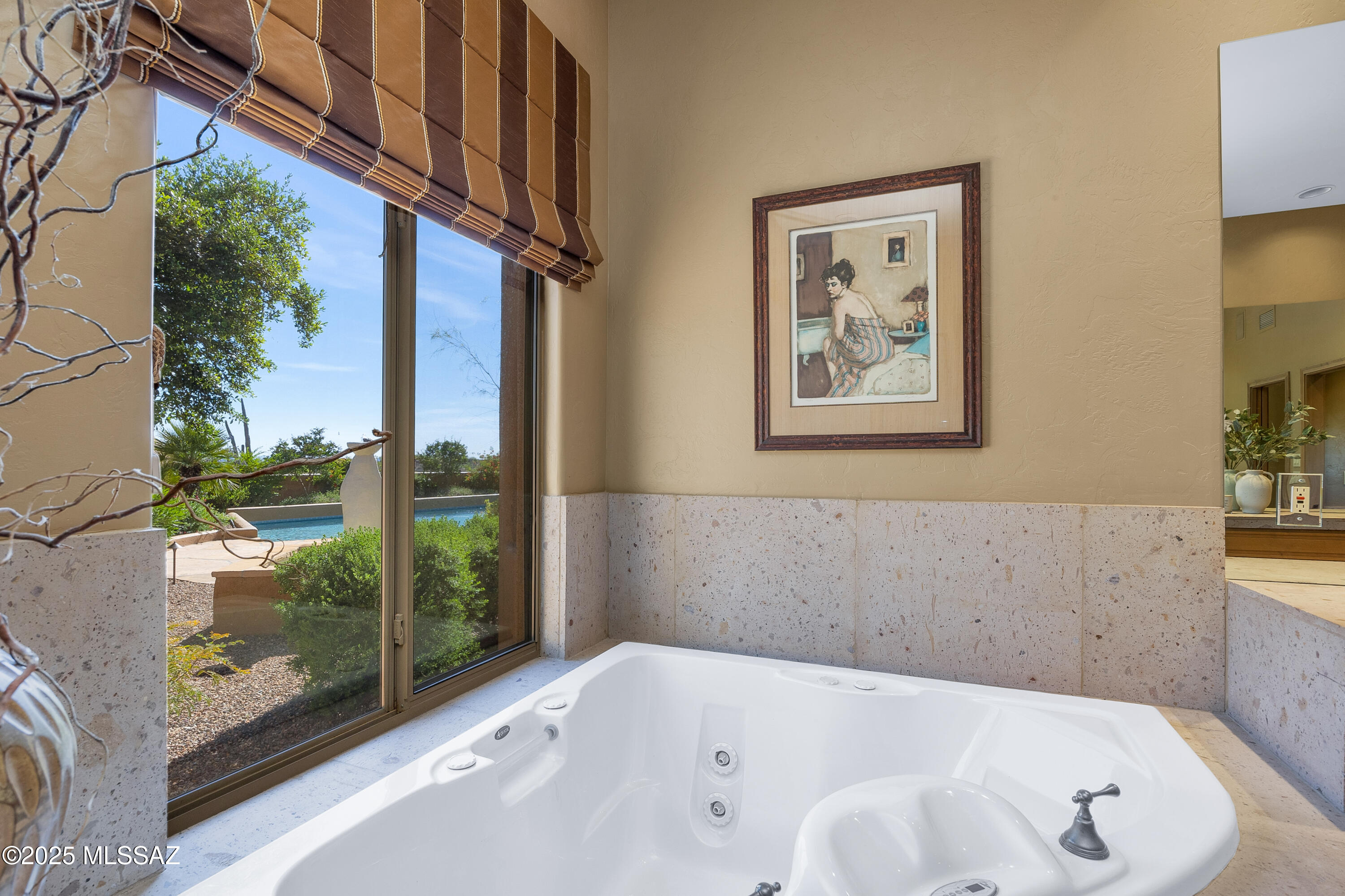 Honey Bee Ridge(The Estates At) - Residential