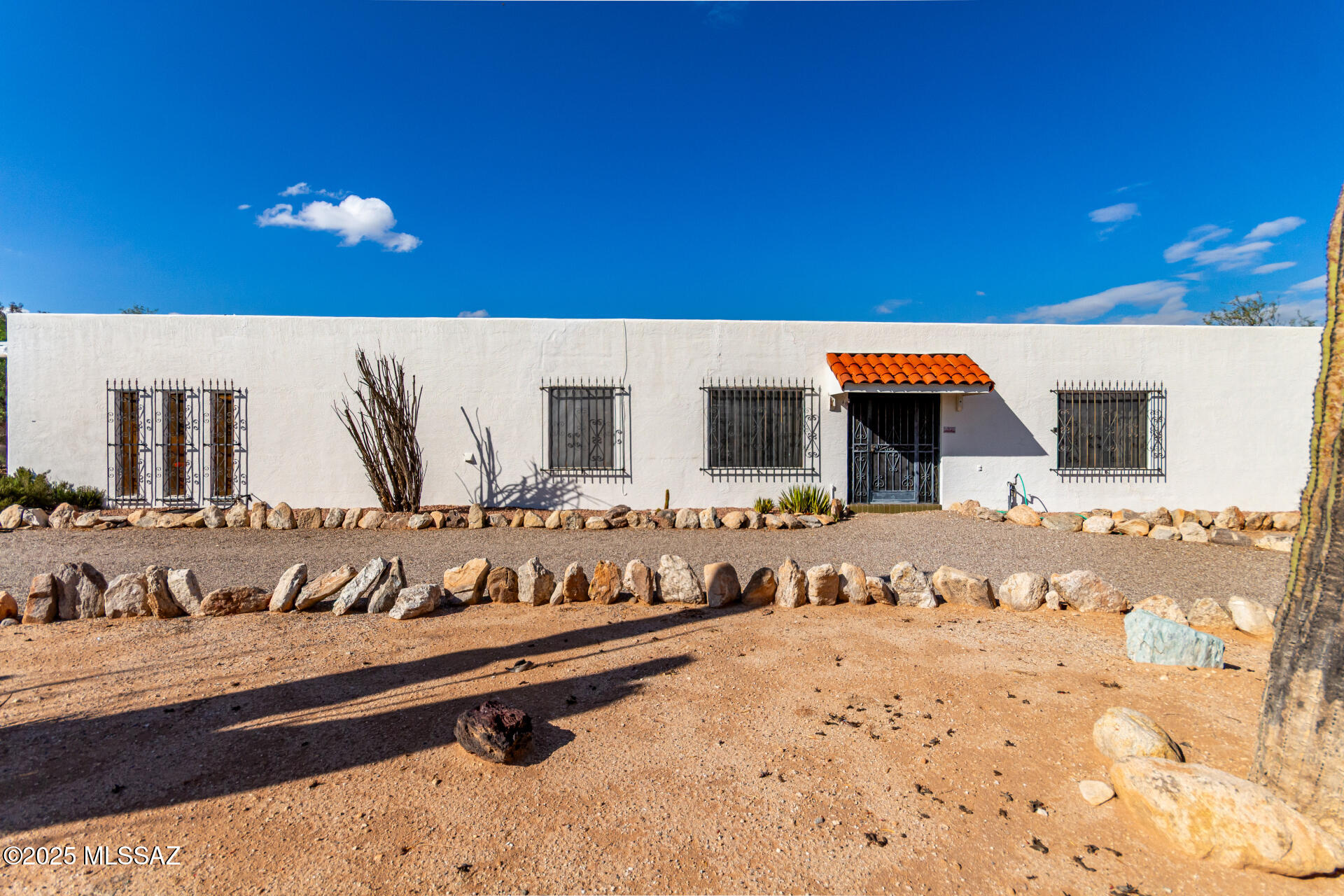 1222 W Placita San Nicolas