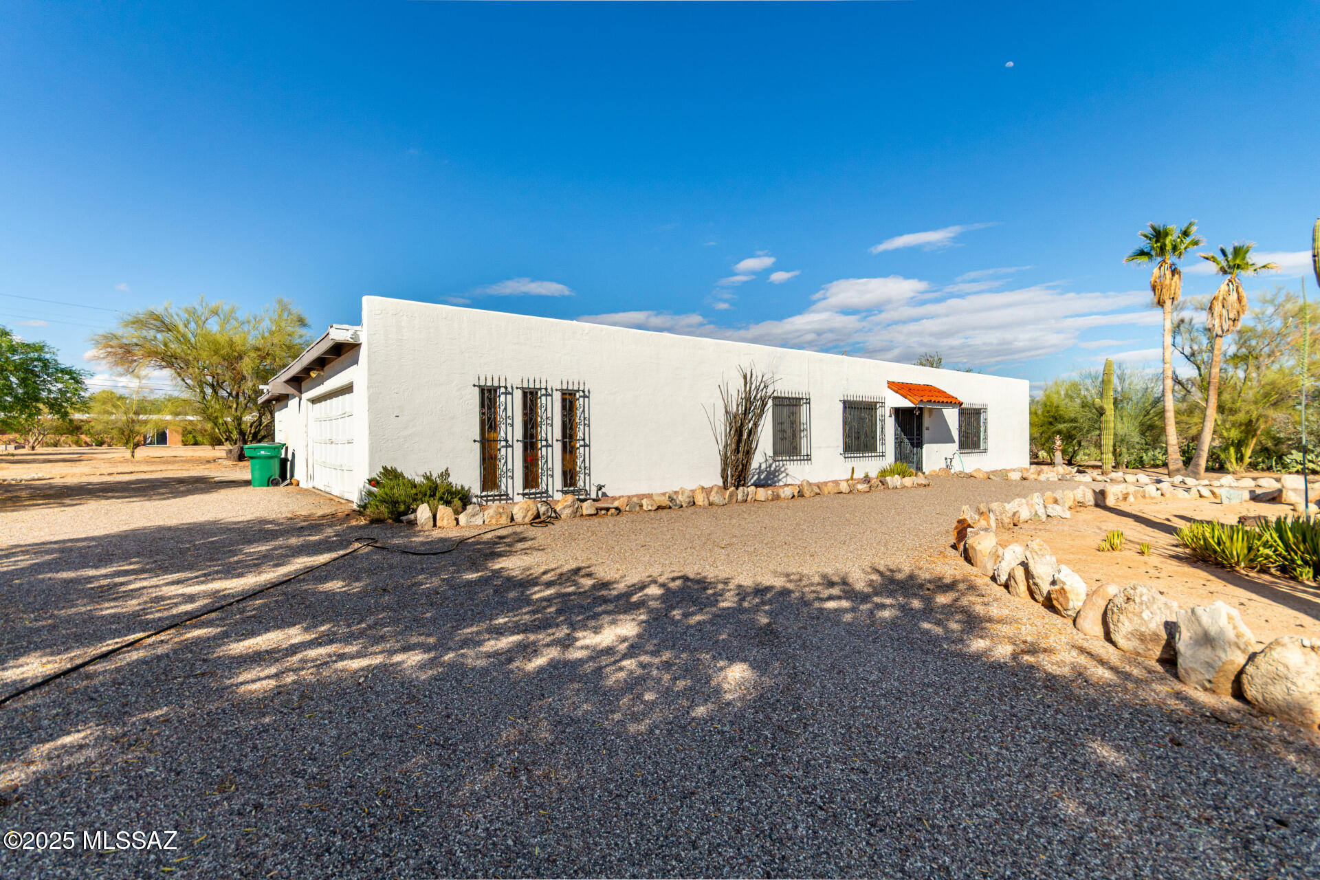 1222 W Placita San Nicolas