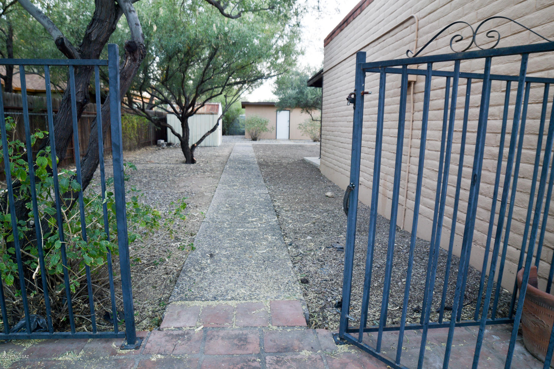 Unsubdivided - Residential