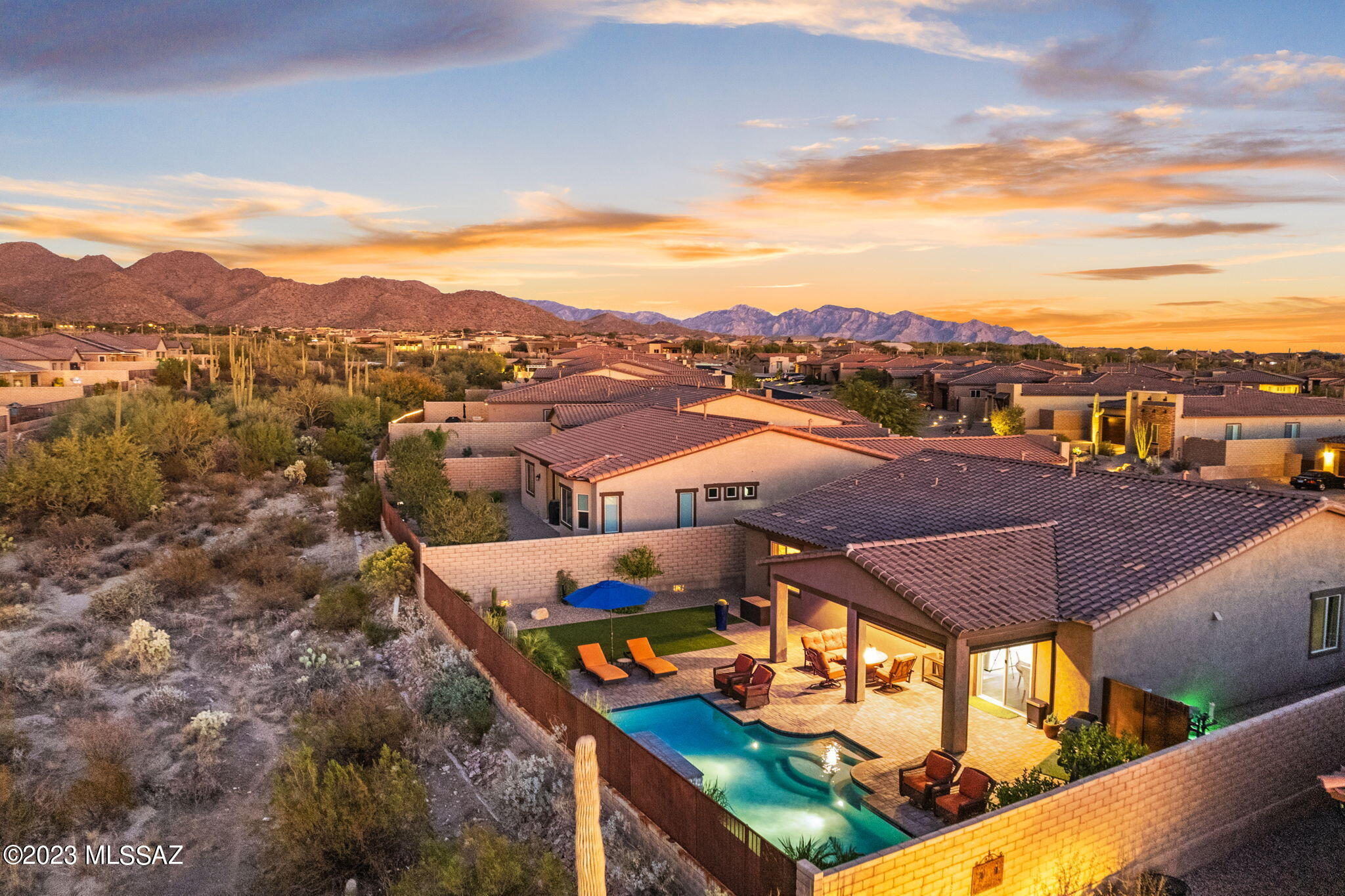Boulder Bridge Pass II At Dove Mountain SQ20143250154 - Residential