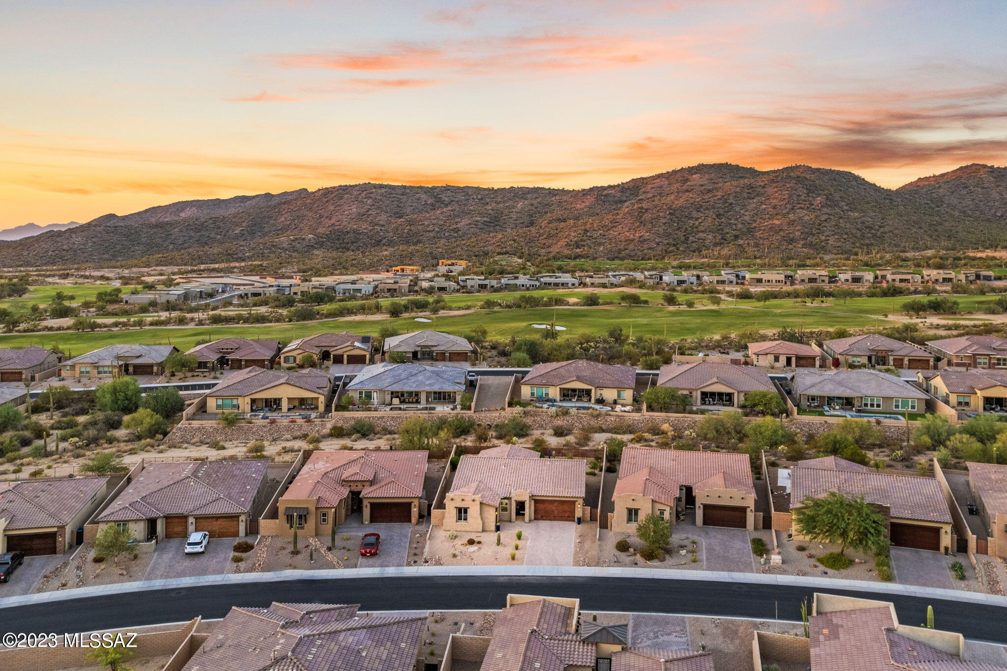 Boulder Bridge Pass II At Dove Mountain SQ20143250154 - Residential
