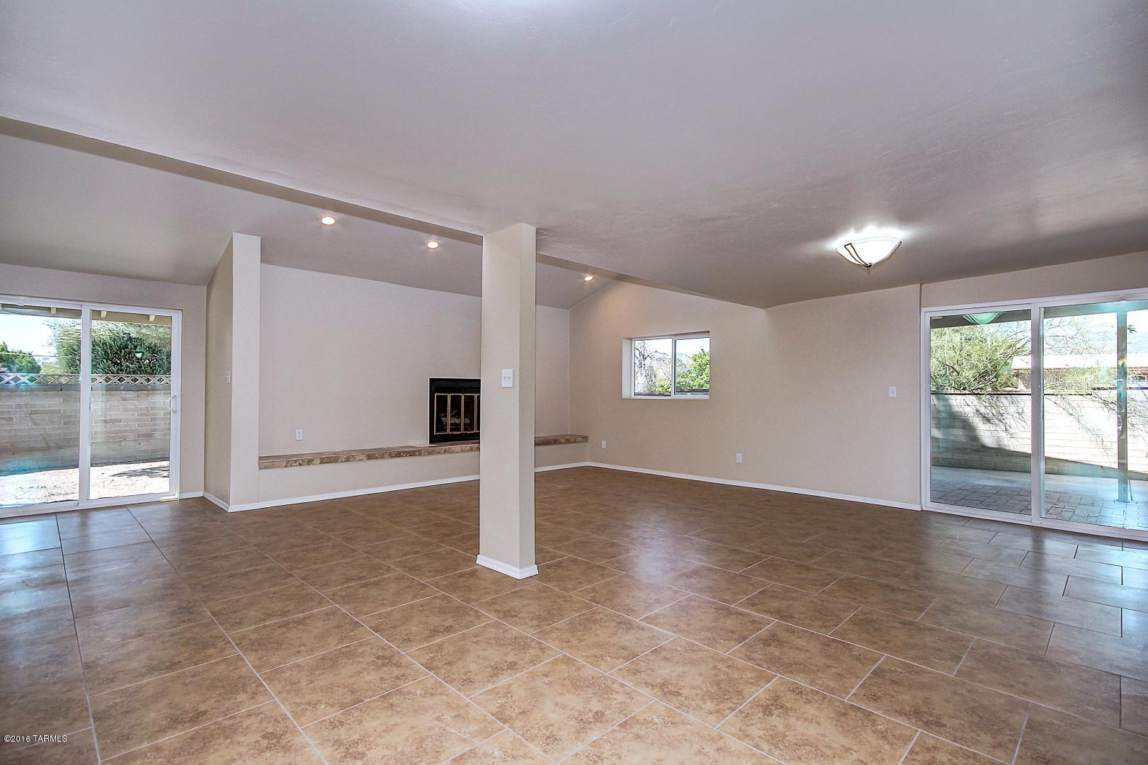 Carriage Hill NO. 4 (433-524) - Residential