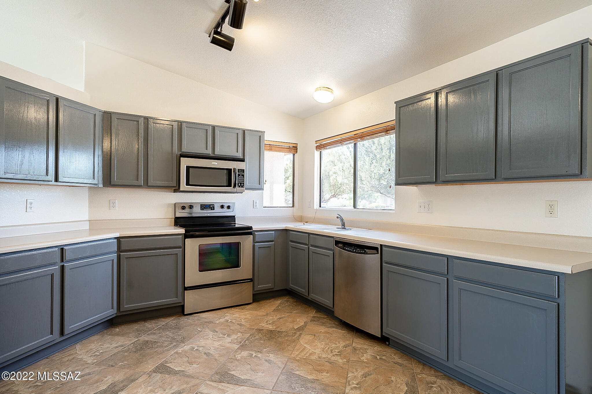 Oakmore At Midvale (66-90,114-120,129-134,151-198) - Residential