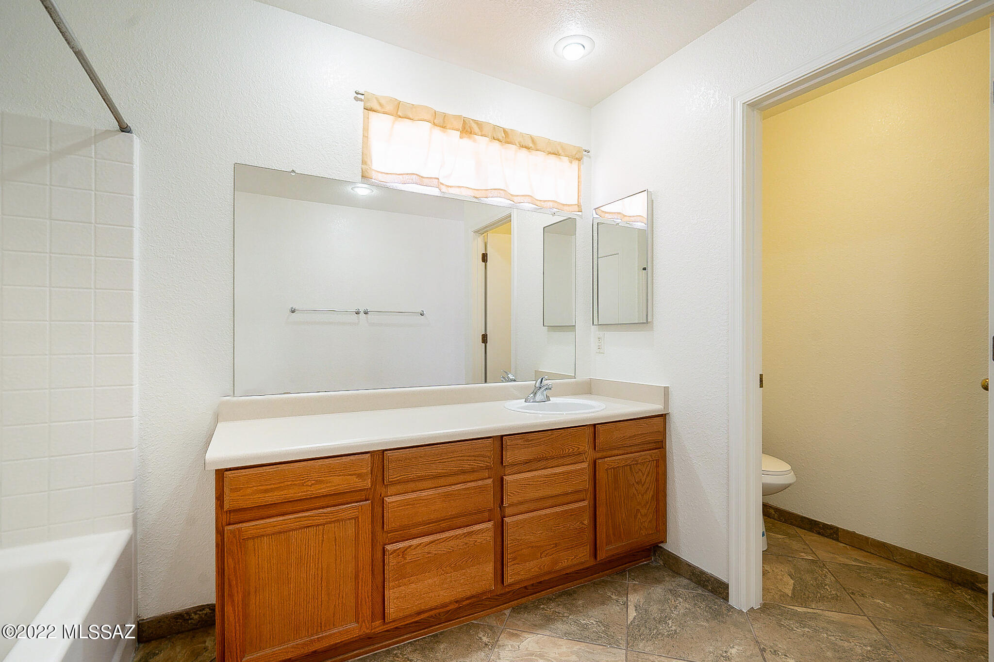 Oakmore At Midvale (66-90,114-120,129-134,151-198) - Residential
