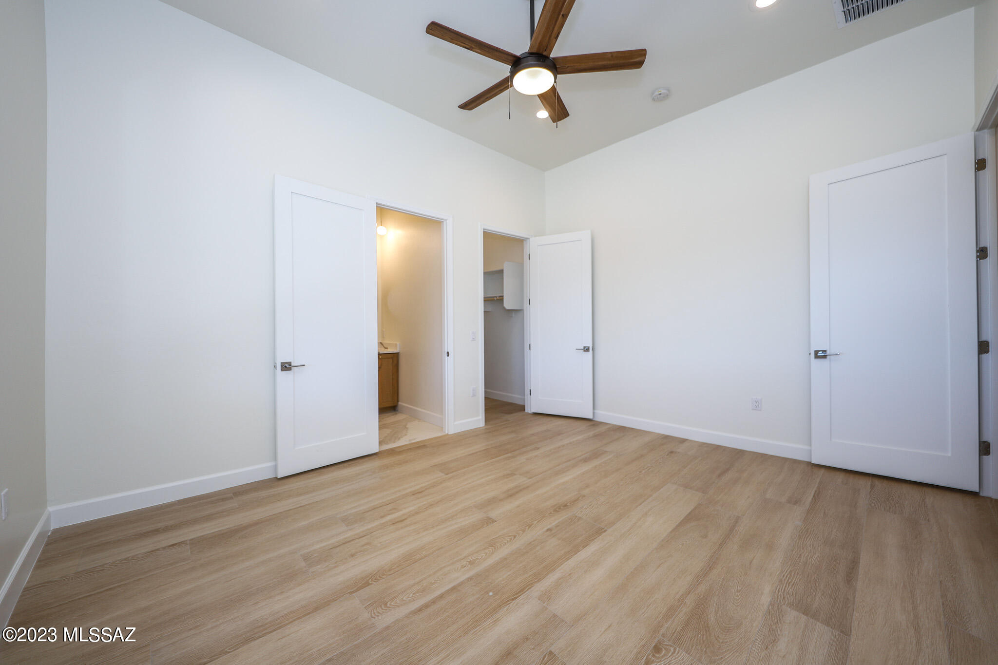 Gracious Estates (1-30) - Residential