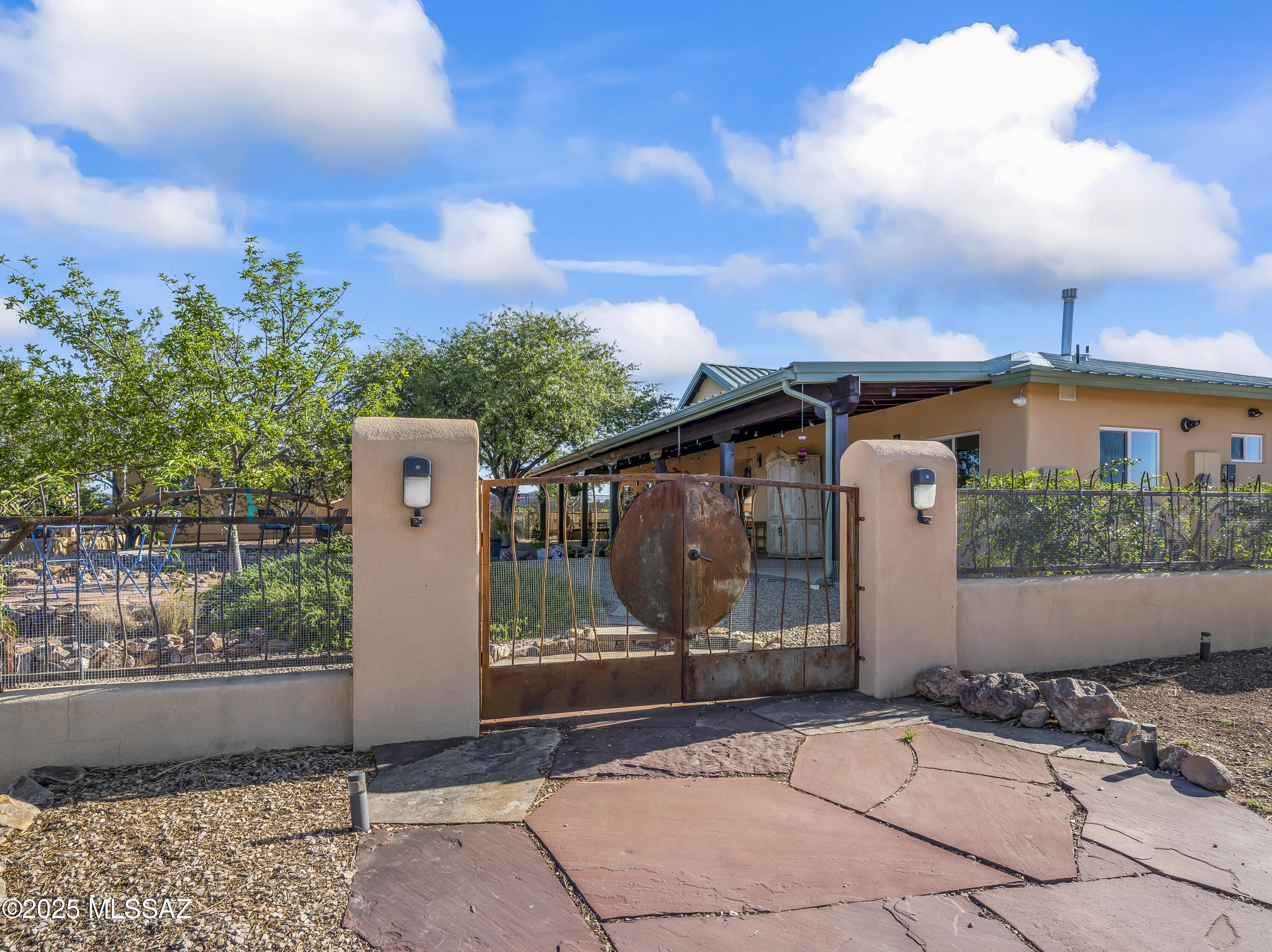 Las Encinos Village - Residential