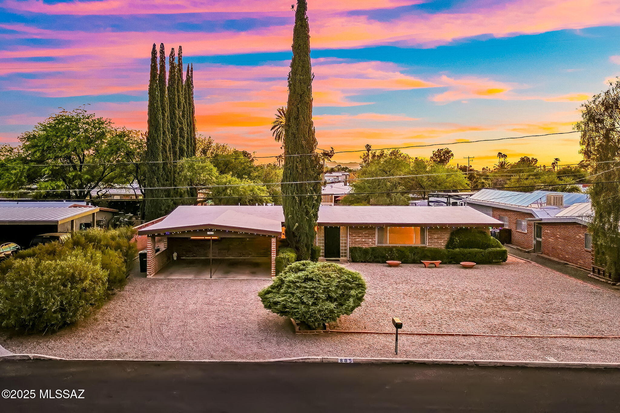 805 N Sonoita Avenue