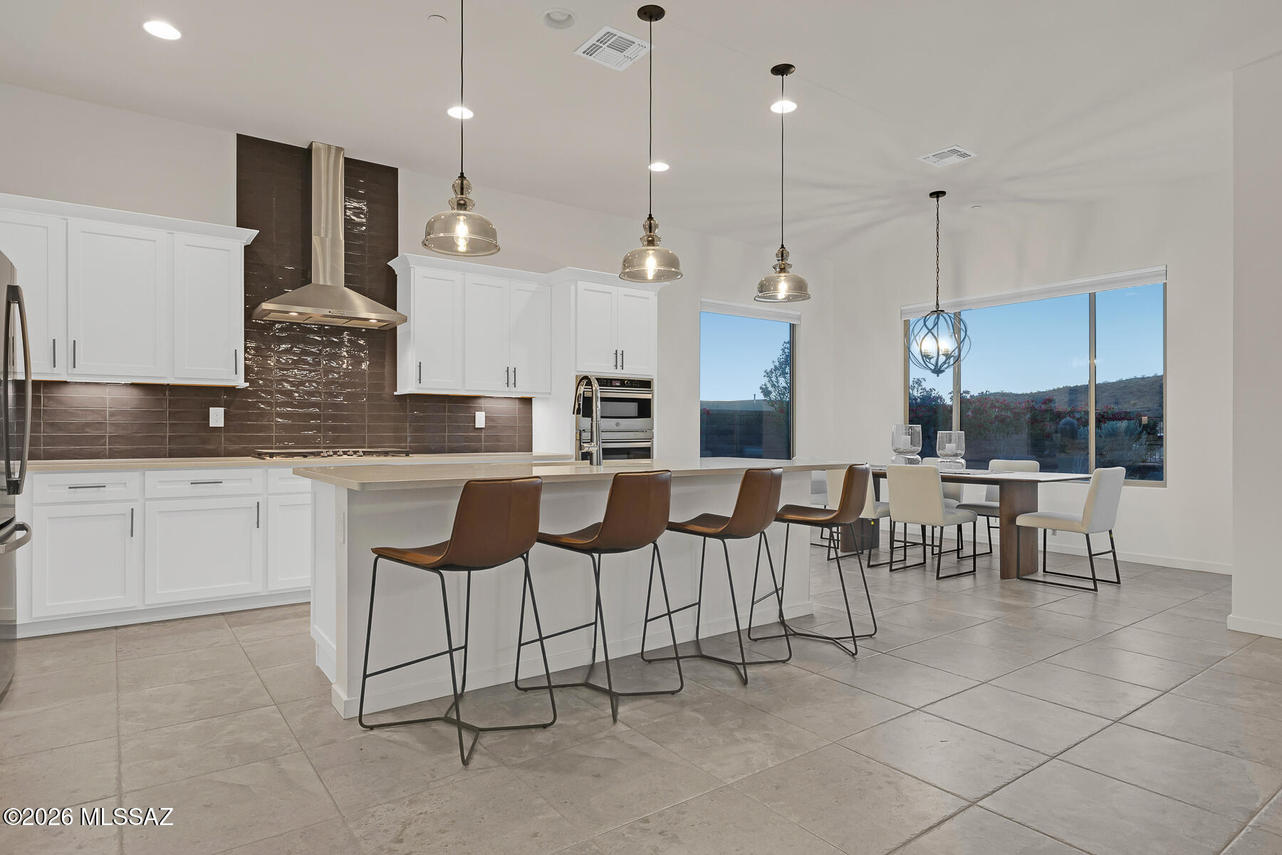 Boulder Bridge Pass III At Dove Mountain SQ20143000307 - Residential