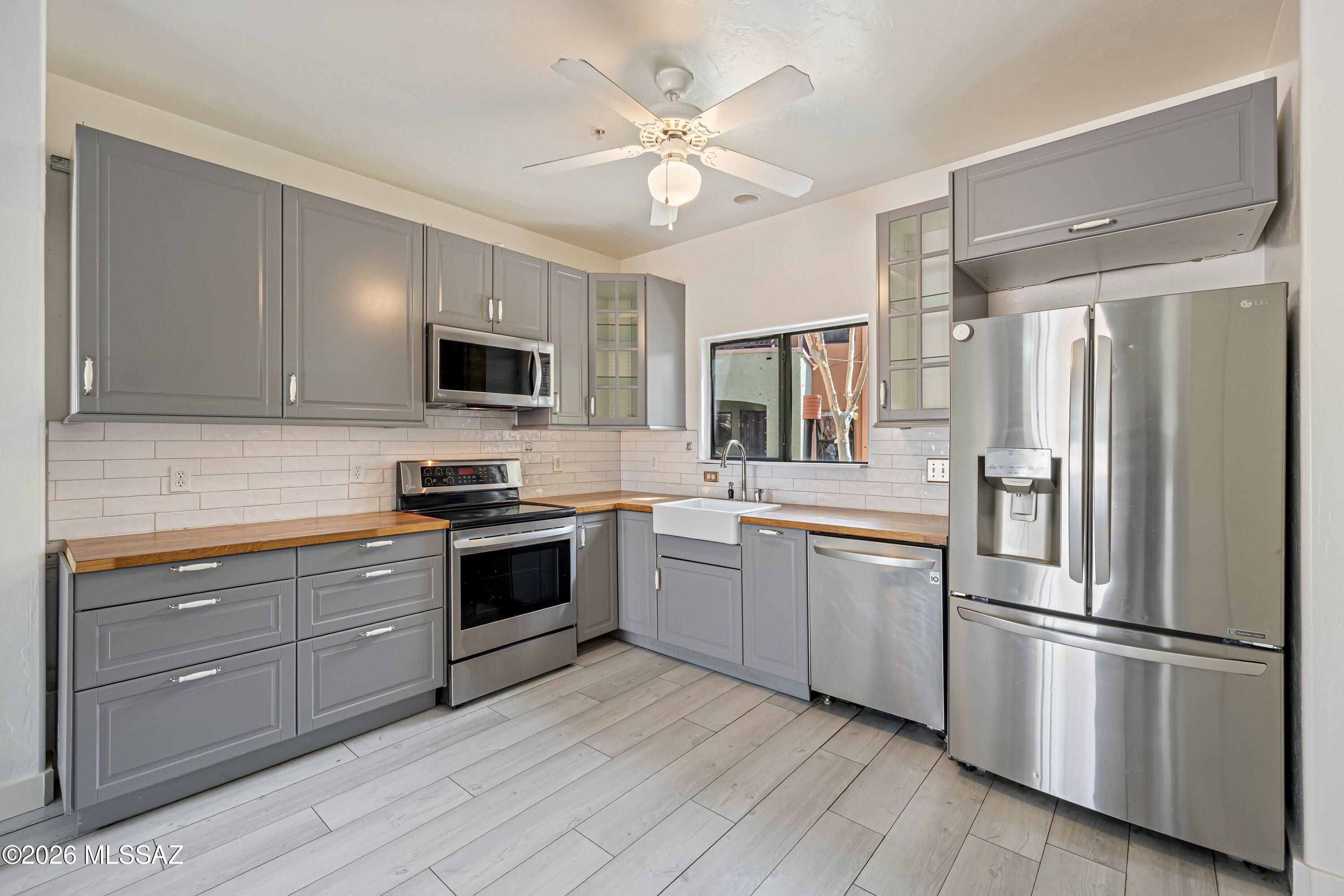 156 E Limberlost Drive UNIT 101