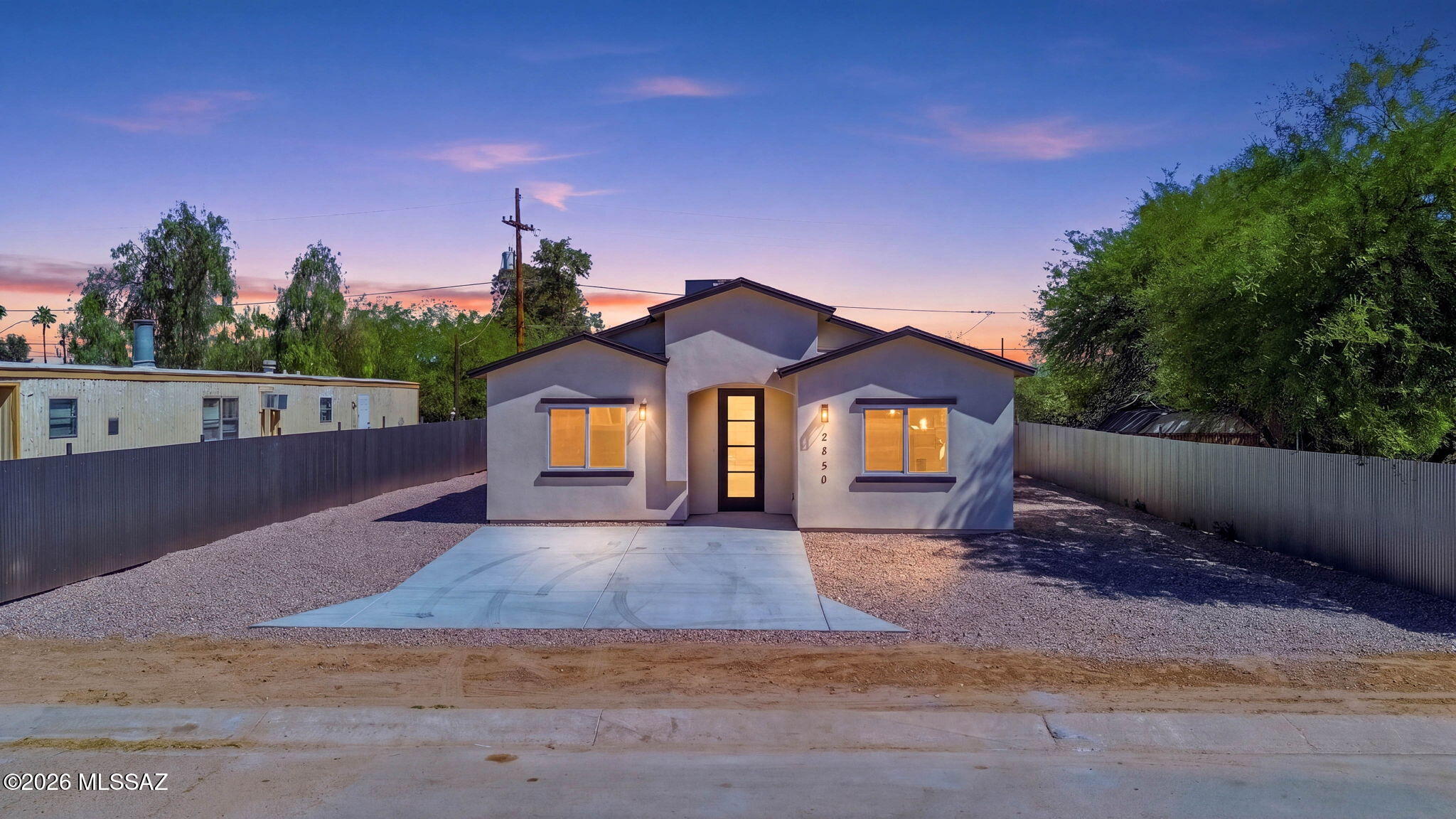 2850 W Carnauba Street