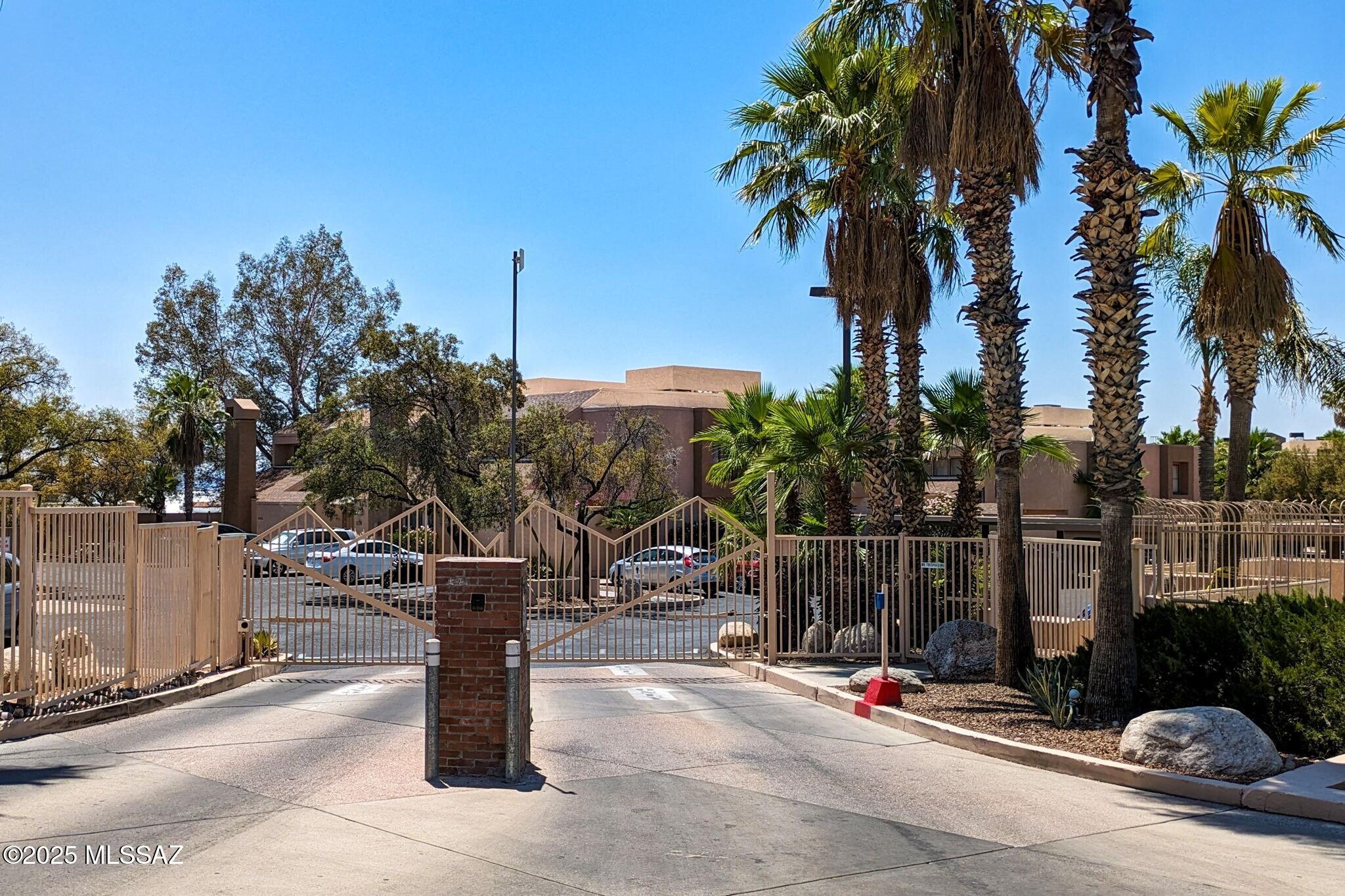 Dakotah Hills Condominium - Residential