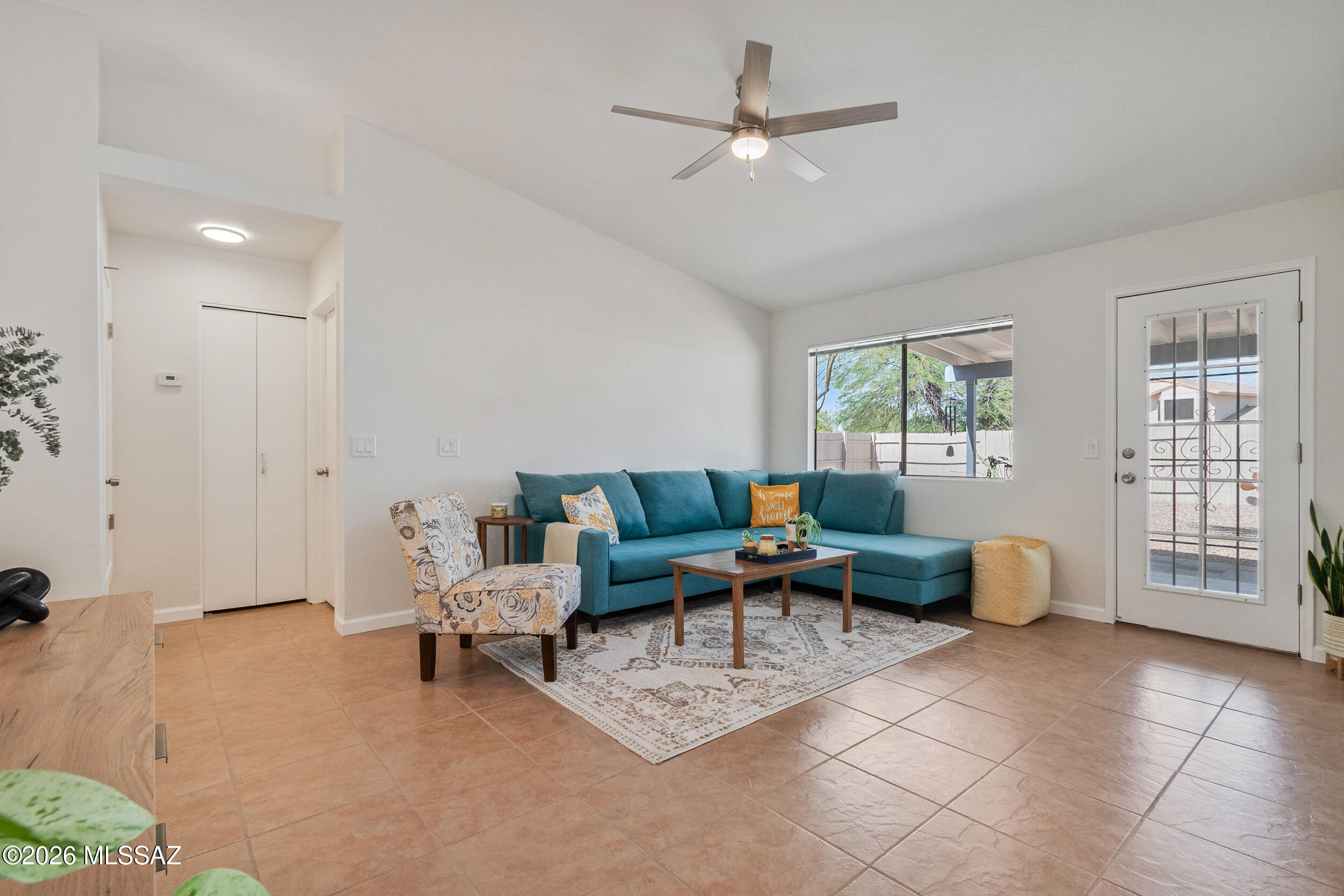 Meadowbrook (270-272, 335-347, 404-409) - Residential