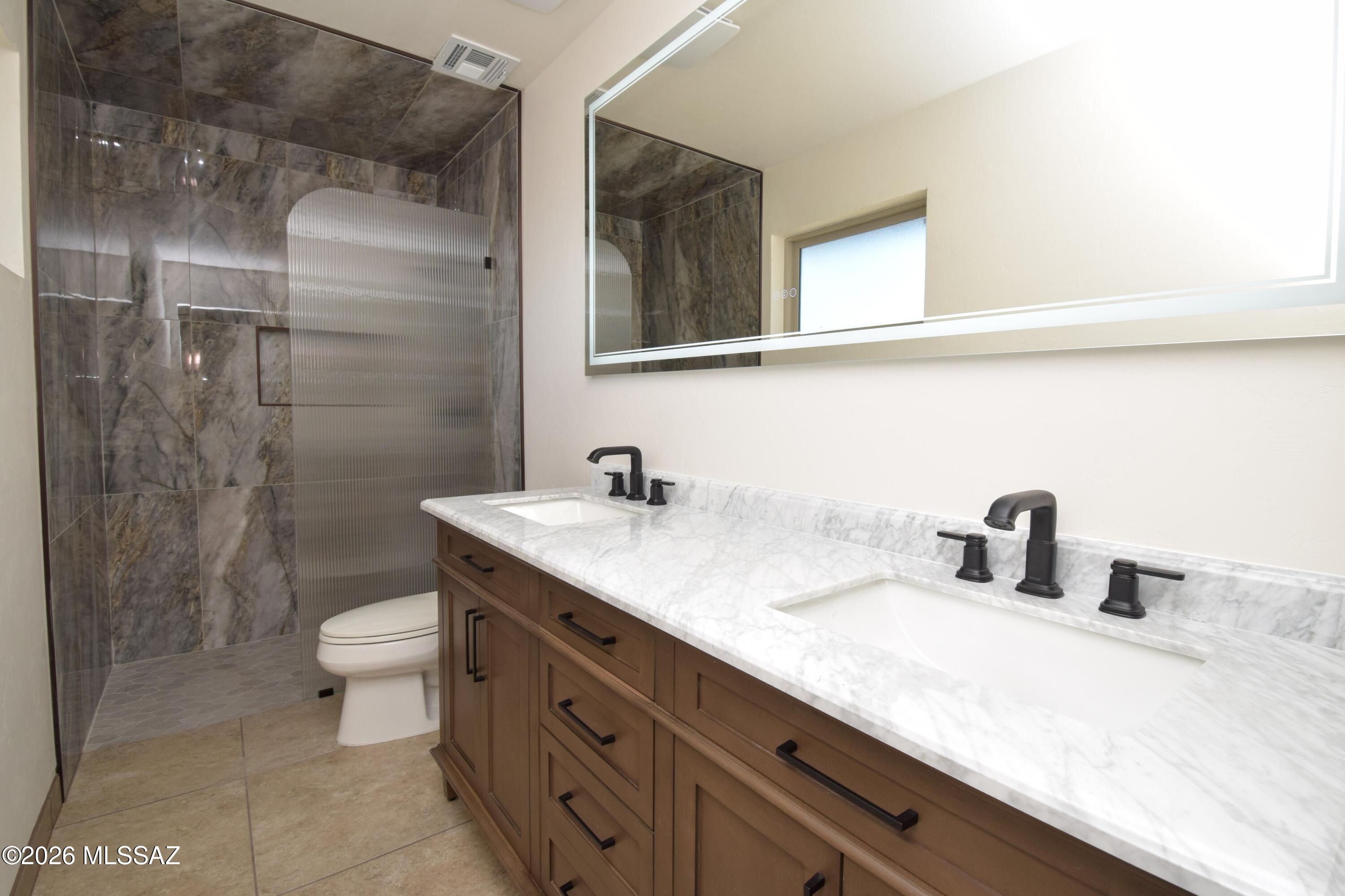 The Foothills Clusters (214-372) - Residential Lease