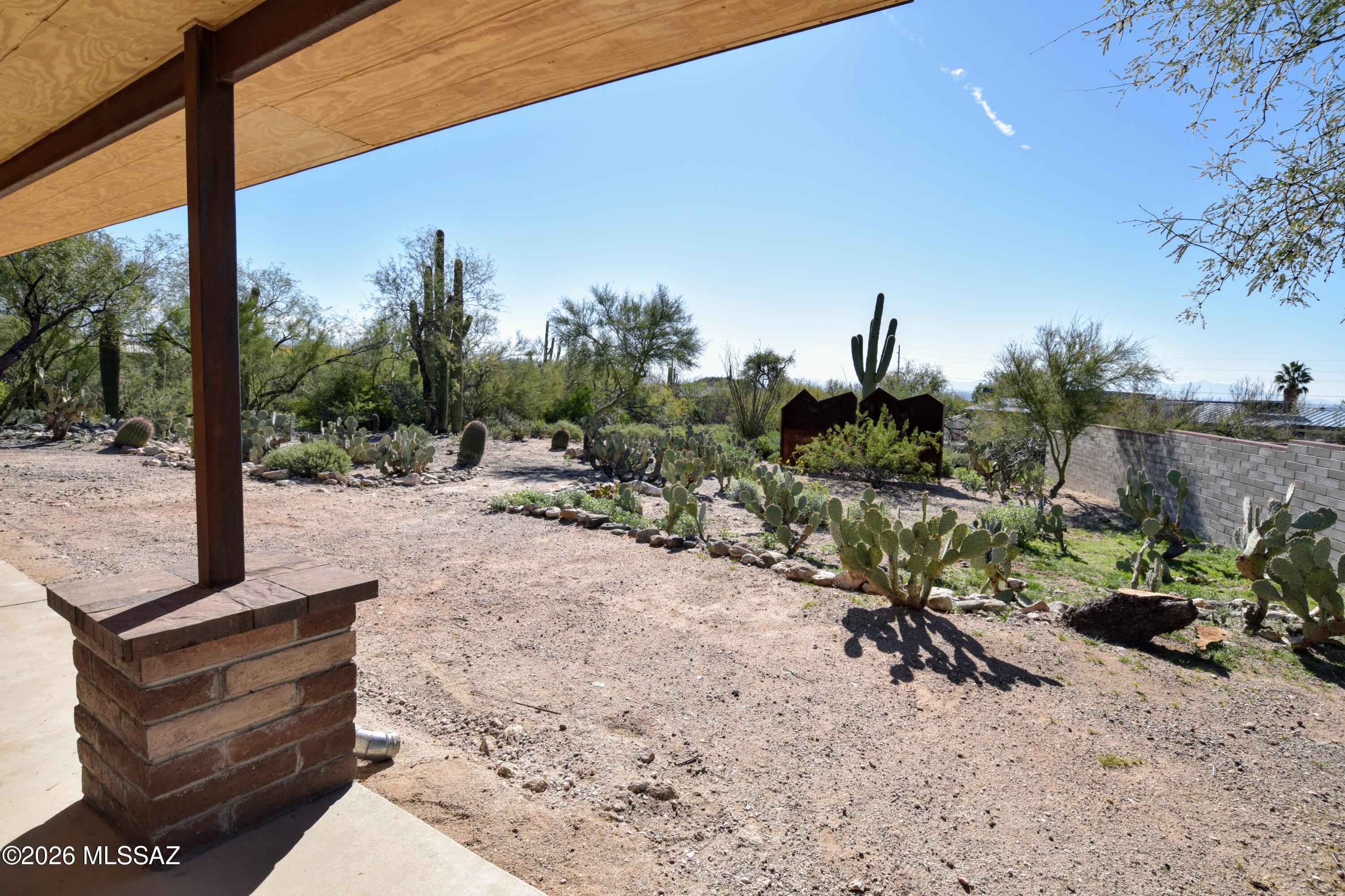 The Foothills Clusters (214-372) - Residential Lease
