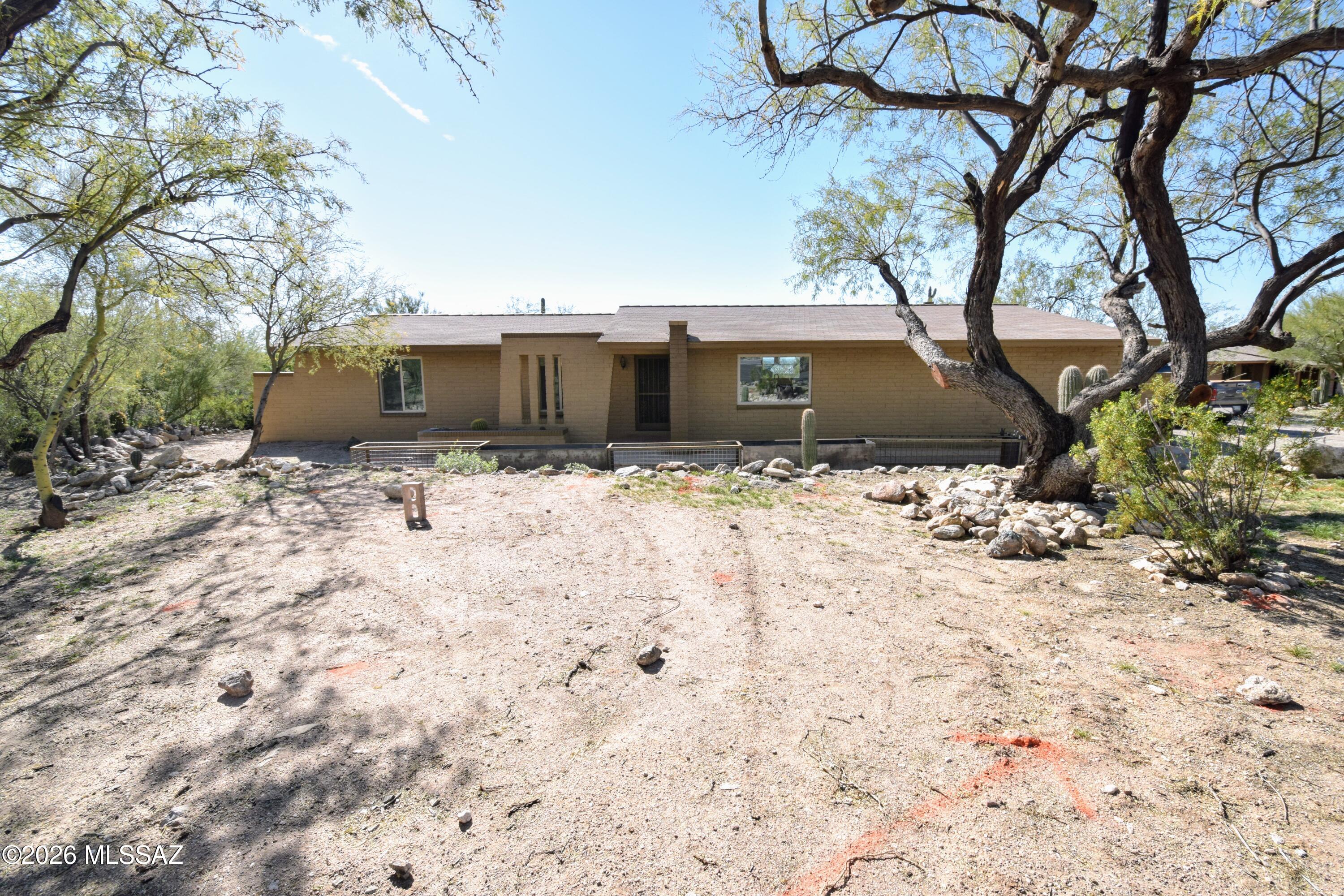 The Foothills Clusters (214-372) - Residential Lease