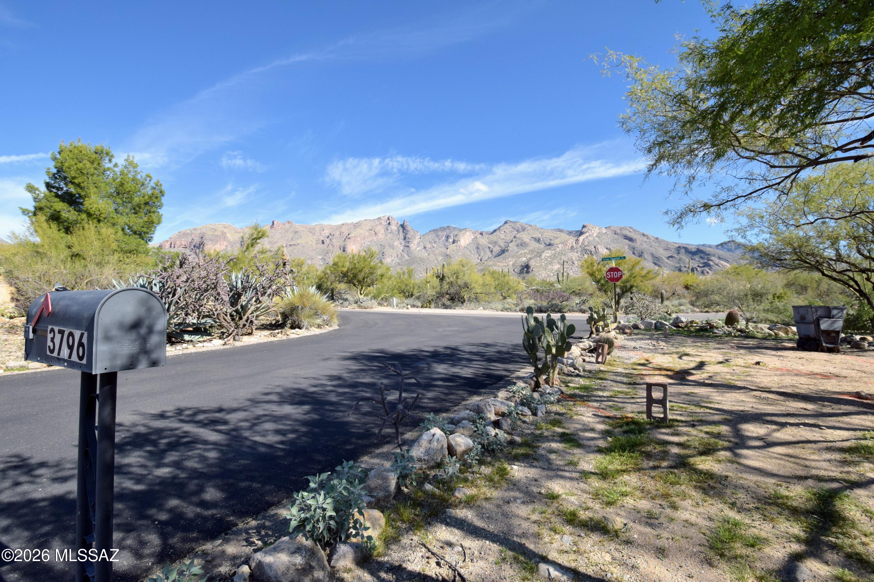 The Foothills Clusters (214-372) - Residential Lease