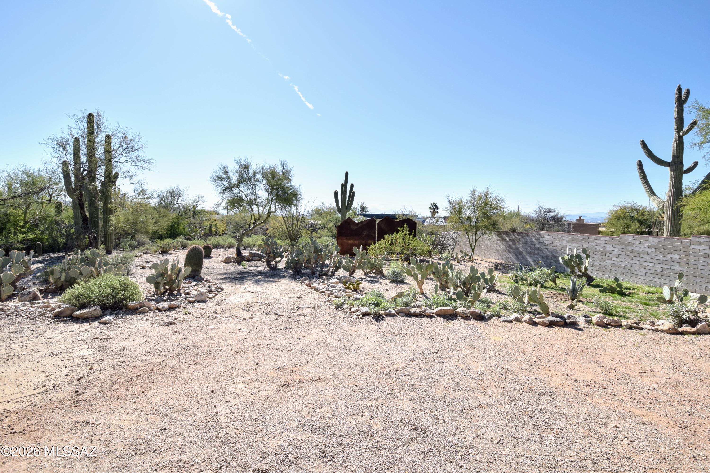 The Foothills Clusters (214-372) - Residential Lease