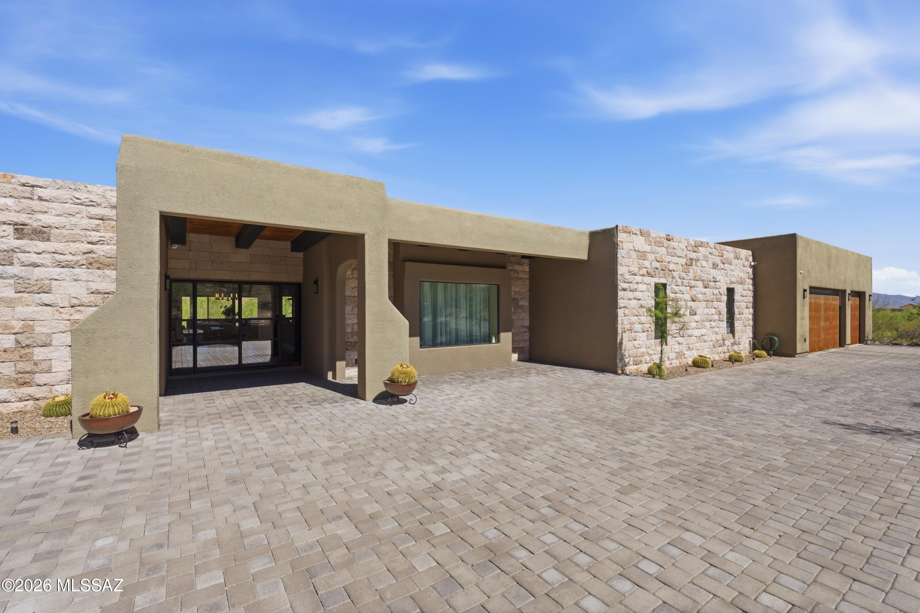 5700 N Paseo Otono