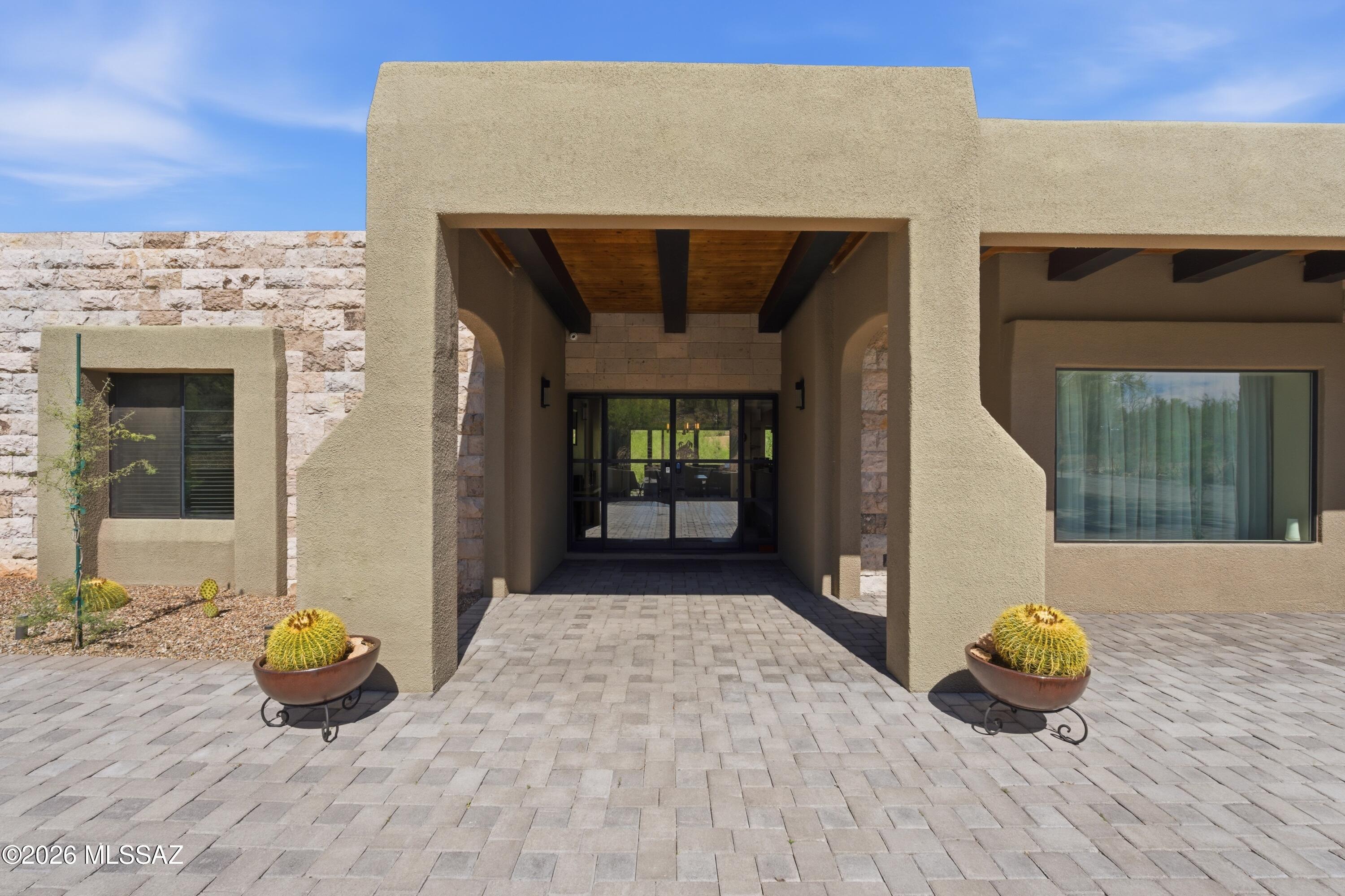 5700 N Paseo Otono